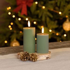 Set of 2 Green Ribbed Wax Candles, 3D Flame with Wick
