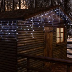 Stalattite 7,68 x h 0,6 m, 180 led bianchi