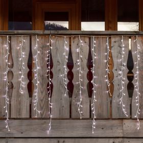 4 x h. 1.2m, 480 White LEDs Icicle with Snow Light Effect