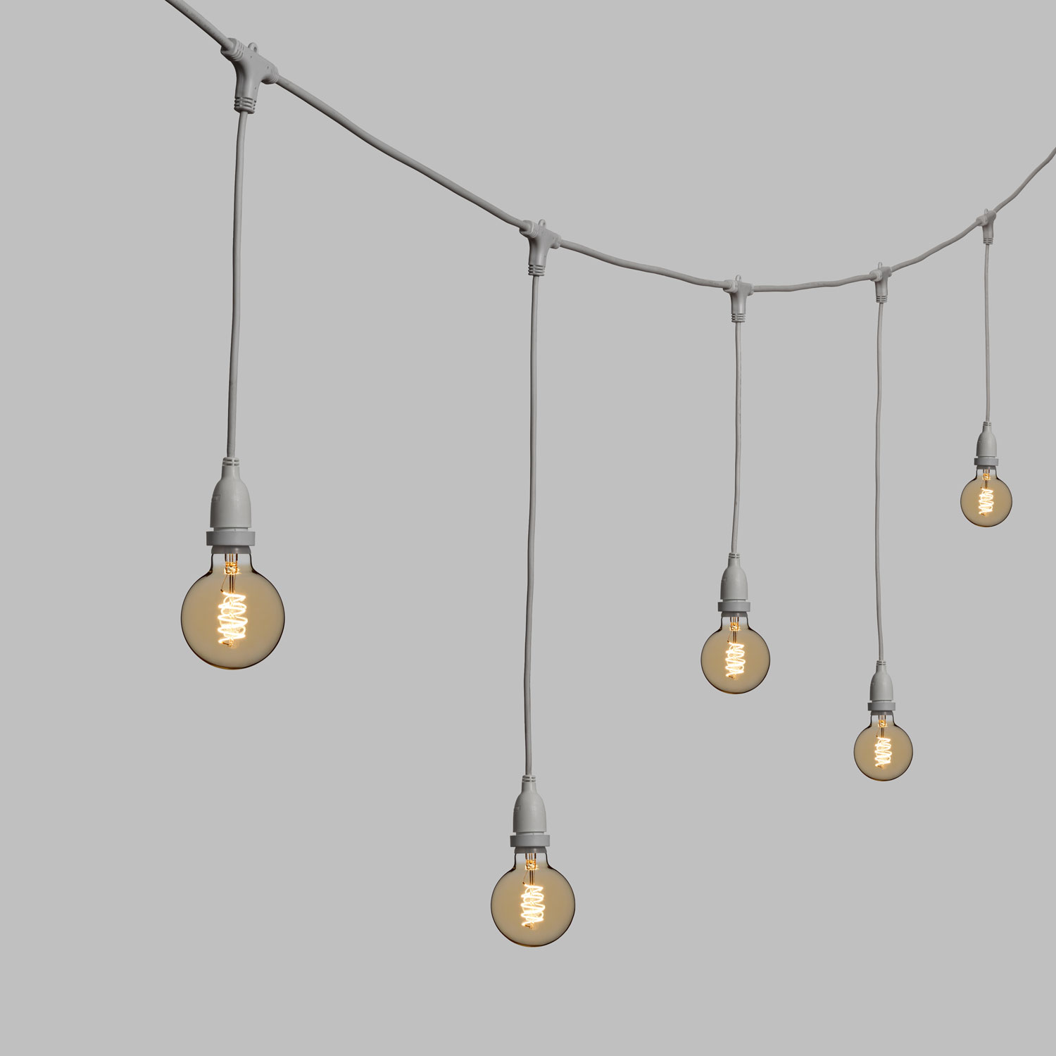 Catena 5 m, 8 lampadine pendenti globo Ø 95 mm, h 70 cm, led a spirale, prolungabile 4 Catena 5 m, 8 lampadine pendenti globo Ø 95 mm, h 70 cm, led a spirale, prolungabile 4
