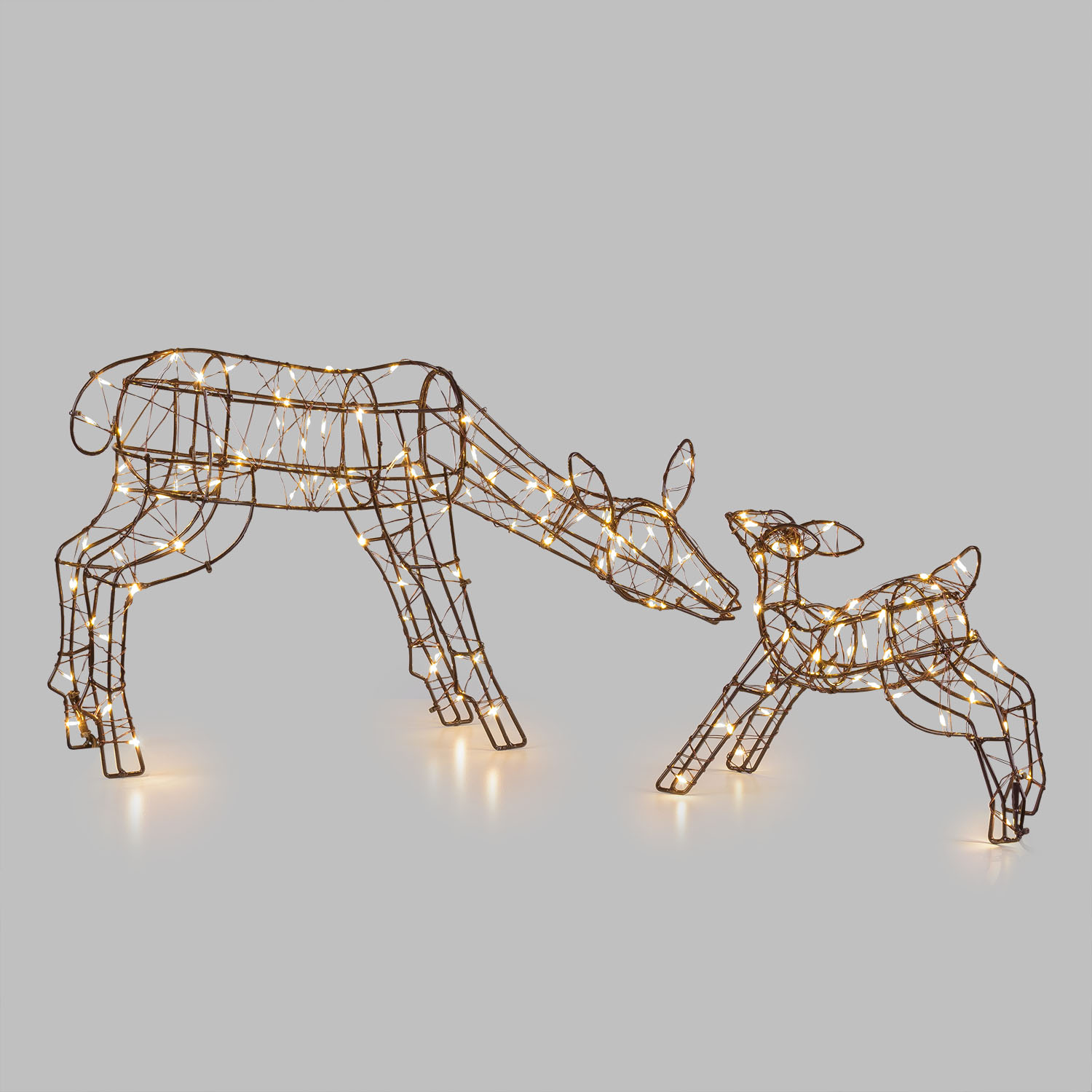 Renna e Cucciolo 3D Marrone, h 25 cm, 150 MicroLED bianco caldo, cavo metal marrone, uso interno Renna e Cucciolo 3D Marrone, h 25 cm, 150 MicroLED bianco caldo, cavo metal marrone, uso interno