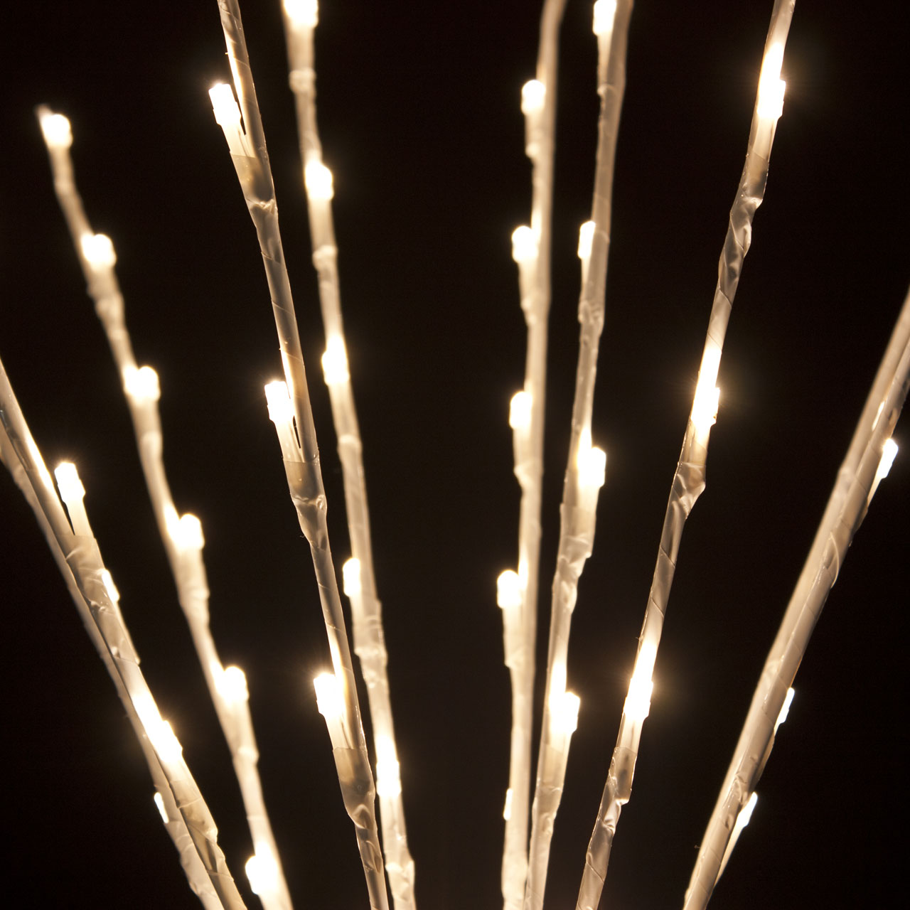 Branche blanche, h. 75 cm, led blanc chaud 8 Branche blanche, h. 75 cm, led blanc chaud 8