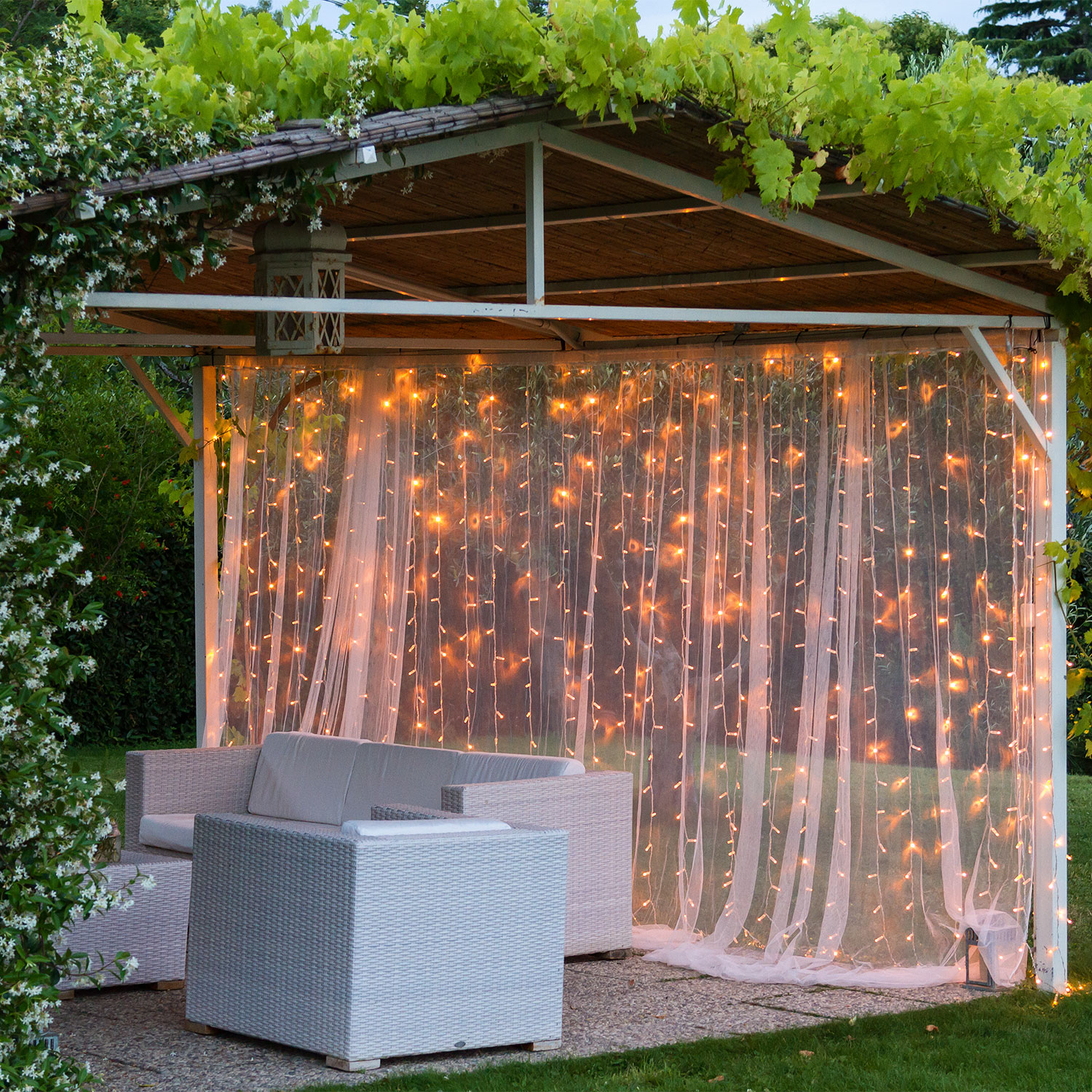 Rideau lumineux 1 x h. 3 m, 126 maxiled blanc chaud, câble transparent, prolongeable 3 Rideau lumineux 1 x h. 3 m, 126 maxiled blanc chaud, câble transparent, prolongeable 3