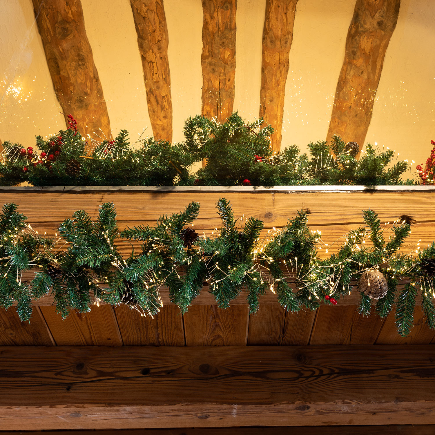 Cluster-Lichterkette mit USB-POWERBANK 2 m, 200 MicroLEDs warmweiß 3 Cluster-Lichterkette mit USB-POWERBANK 2 m, 200 MicroLEDs warmweiß 3