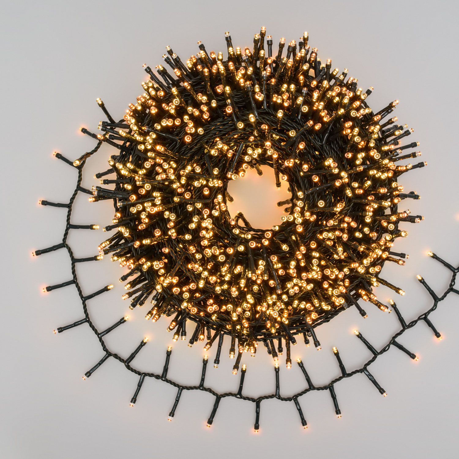 30,5m, 1500 Traditional Warm White and Warm White LEDs Mini Cluster String Lights, Green cable 30,5m, 1500 Traditional Warm White and Warm White LEDs Mini Cluster String Lights, Green cable