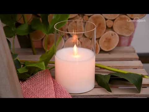 Pillar Candle in clear glass cylinder, white wax, h 15 cm 2 Pillar Candle in clear glass cylinder, white wax, h 15 cm 2