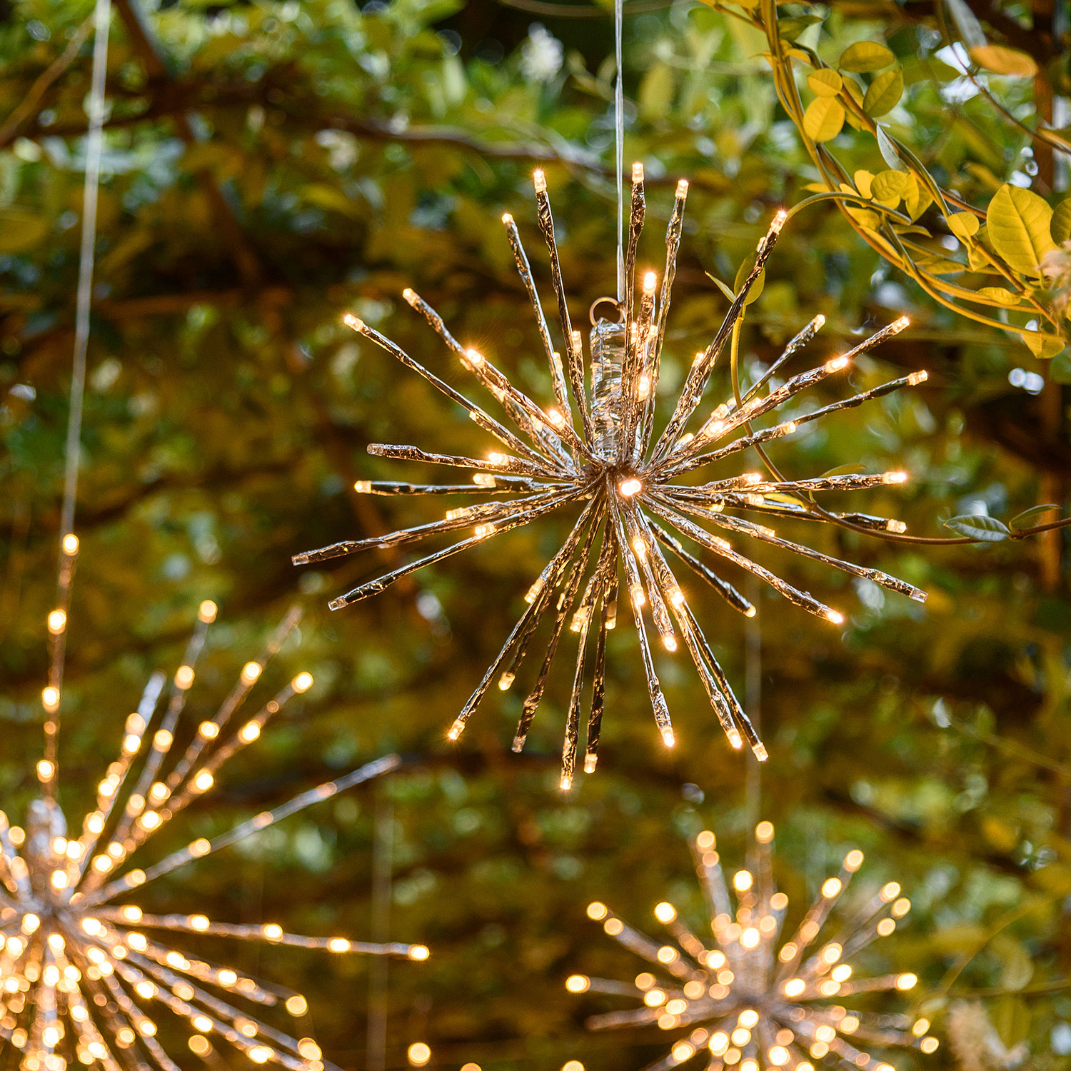 Silberner TWIGball, h 30 cm, 80 LEDs warmweiß 5 Silberner TWIGball, h 30 cm, 80 LEDs warmweiß 5
