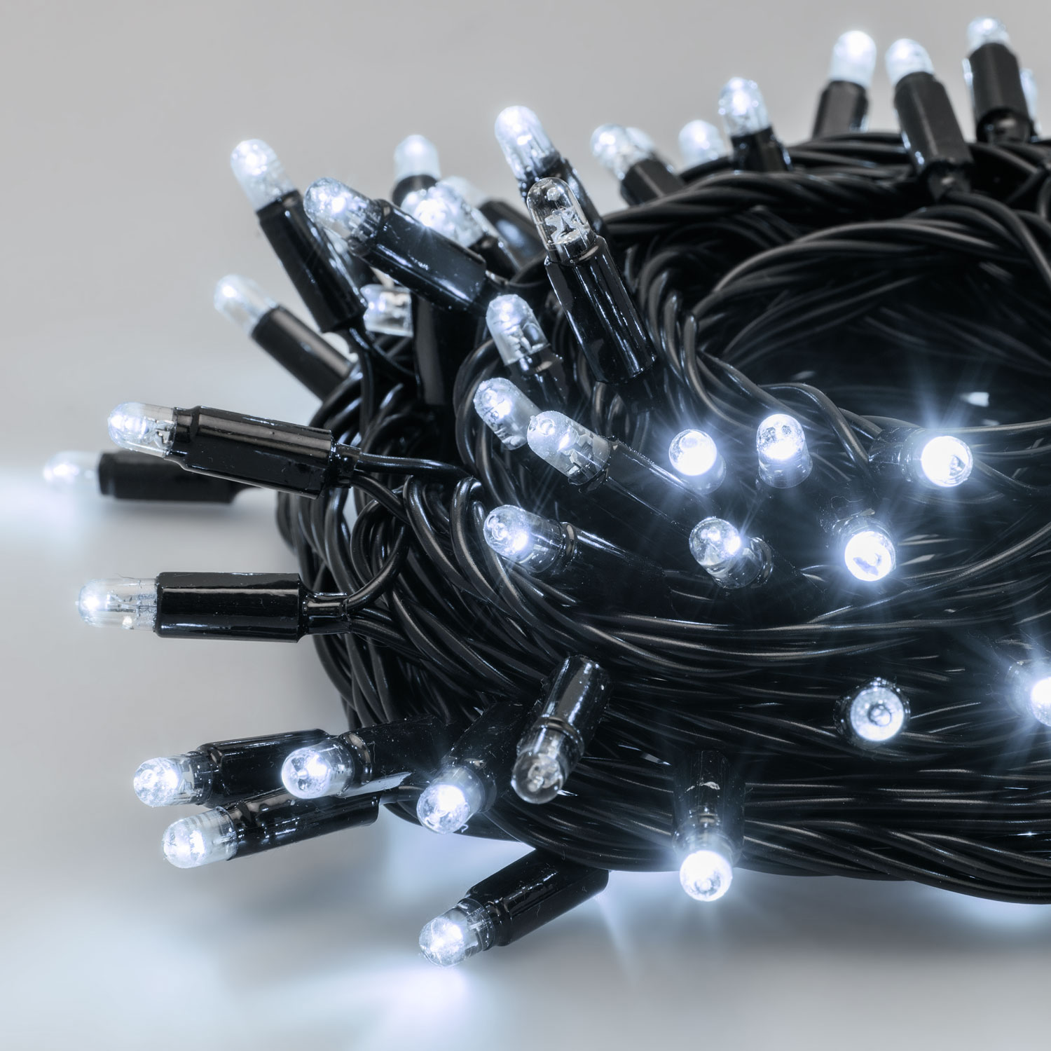 Lichterkette 10 m, 96 Maxi LEDs kaltweiß, schwarzes Kabel, erweiterbar 3 Lichterkette 10 m, 96 Maxi LEDs kaltweiß, schwarzes Kabel, erweiterbar 3