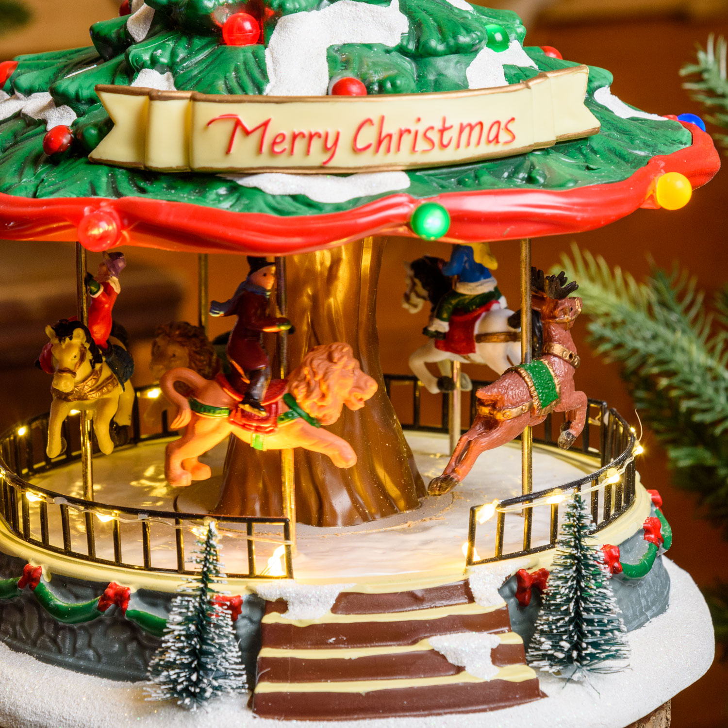 Christmas Village, Moving Christmas Carousel, h 26cm, with Christmas Music 8 Christmas Village, Moving Christmas Carousel, h 26cm, with Christmas Music 8