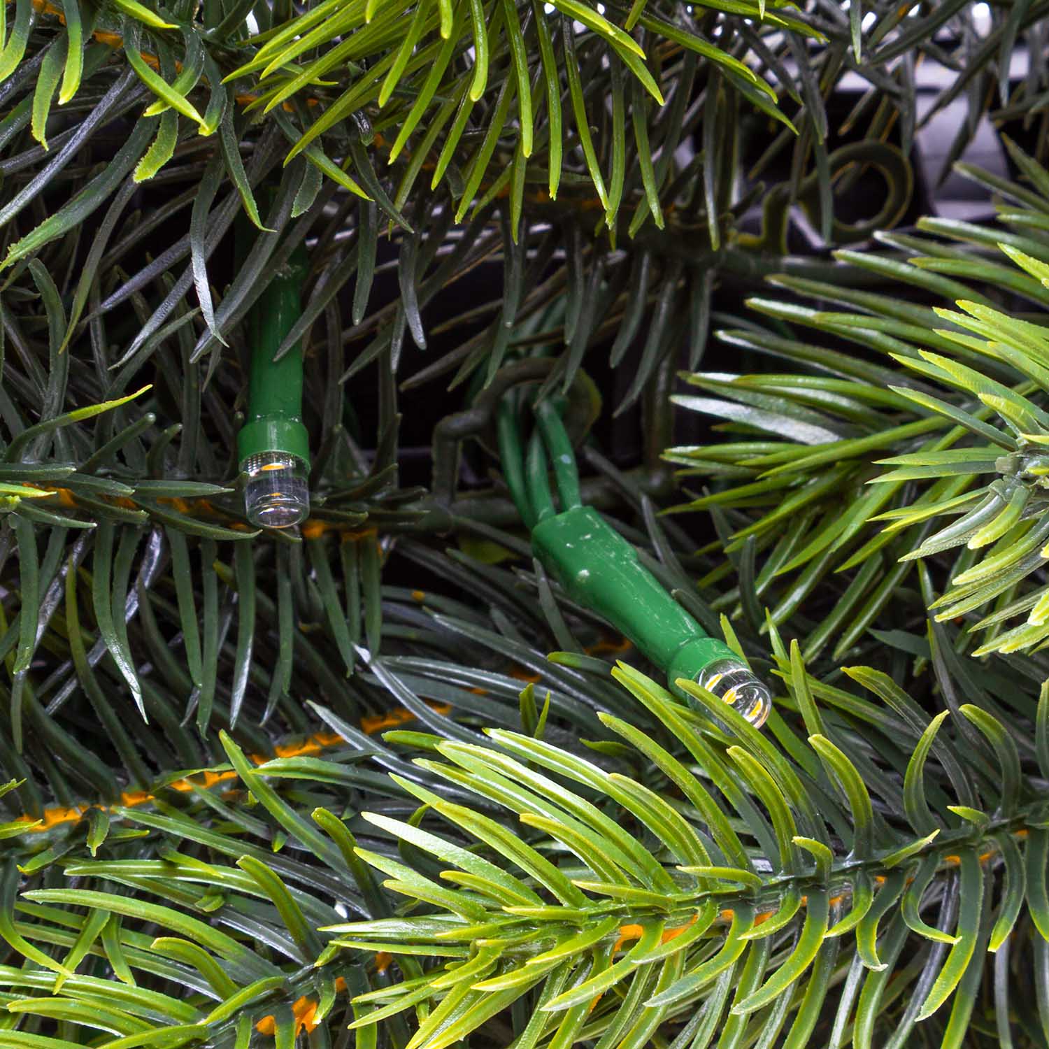 Corona Alpino in finto pino a batteria Ø 60 cm, 80 led integrati bianco caldo 4