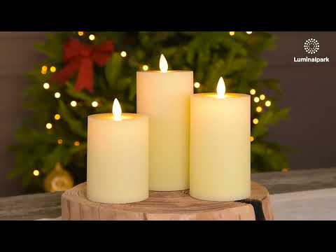 Set von 3 elfenbeinfarbenen Wachskerzen mit Rippenmuster, bewegliche Flamme 2