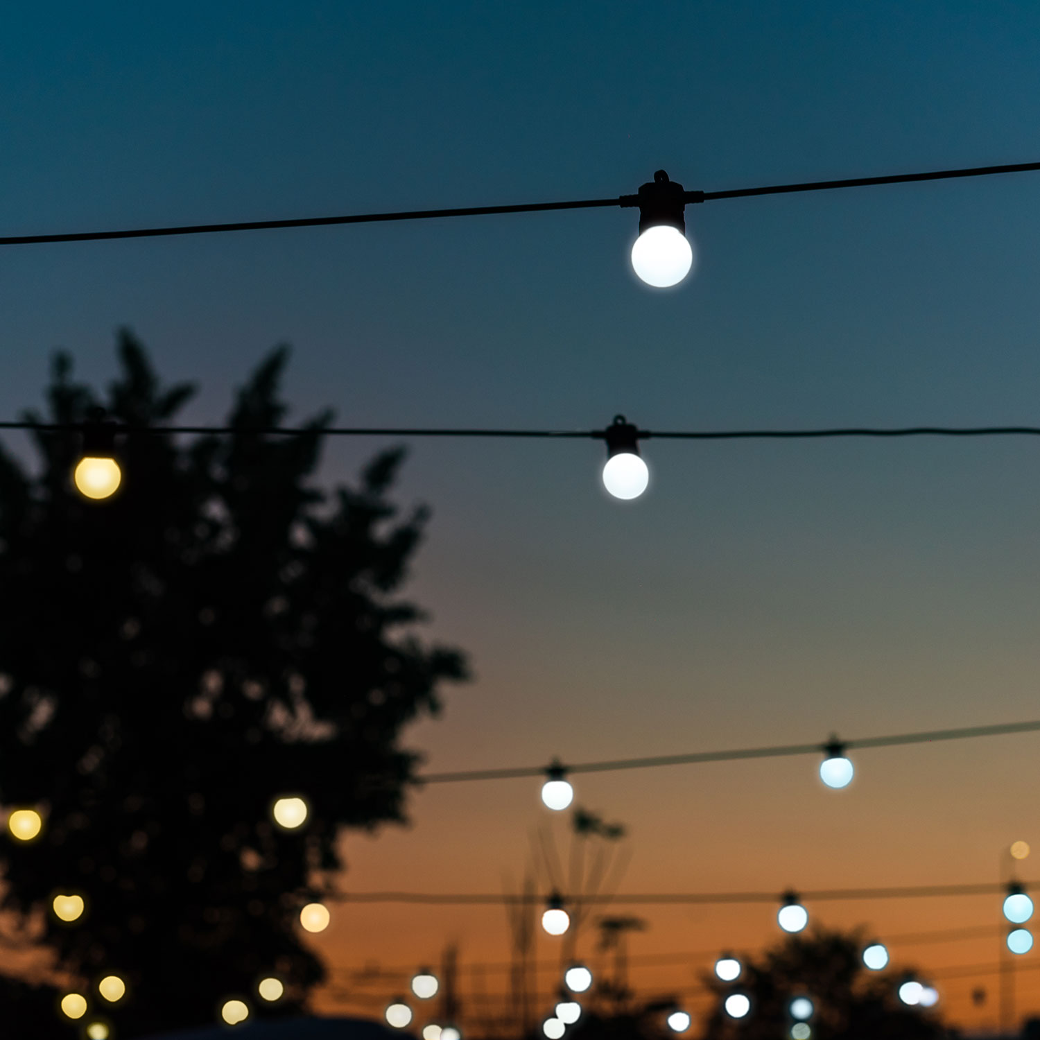 Catena Twinkly Party Light Festoon Gold Edition, 20 sfere, 10 metri 6 Catena Twinkly Party Light Festoon Gold Edition, 20 sfere, 10 metri 6