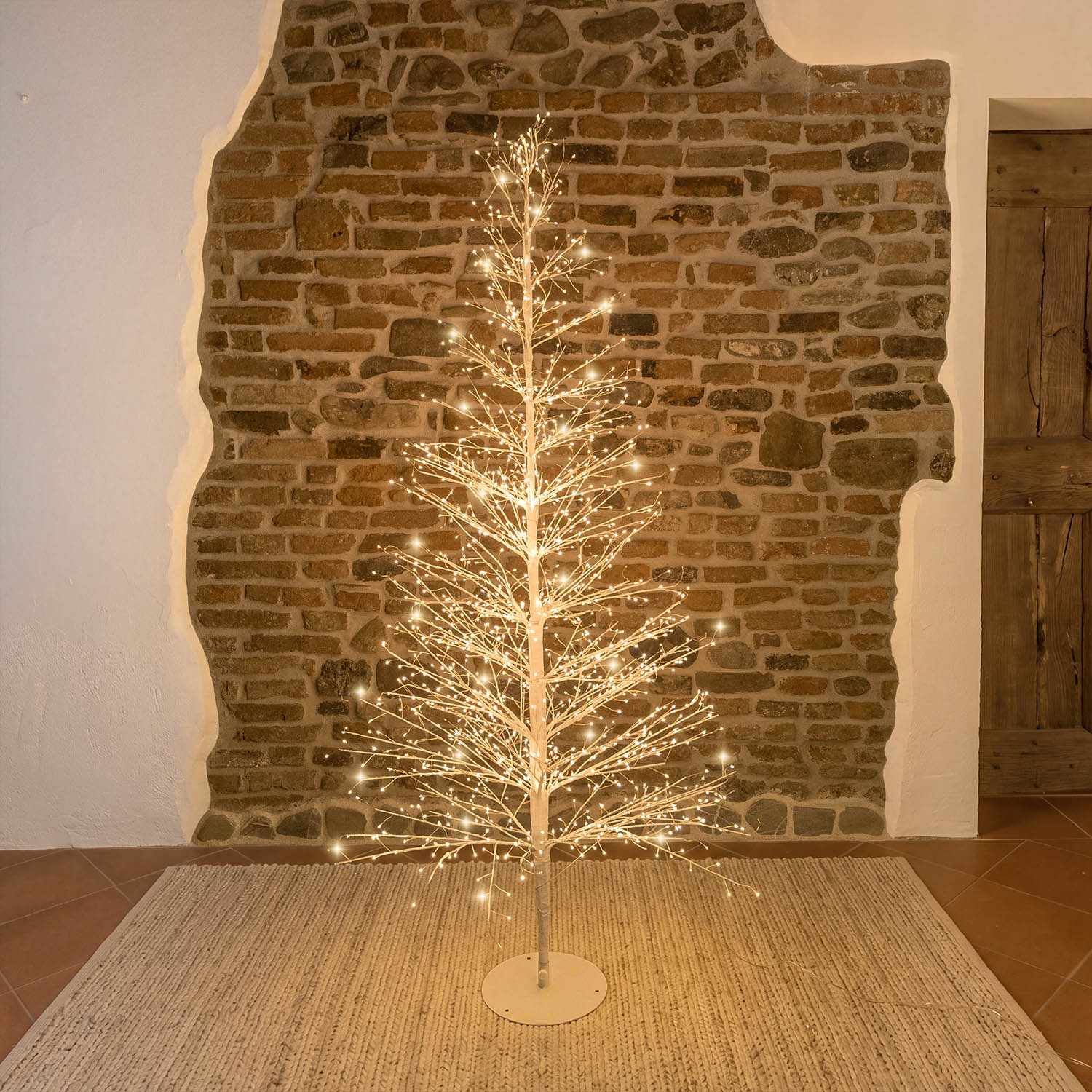 Albero Conico Tiglio bianco h 1,8 m, 1568 microled bianco caldo, uso interno