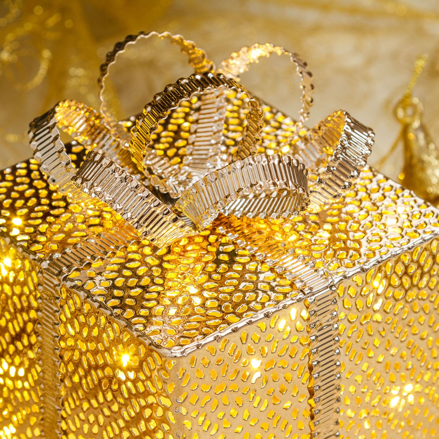 Paquet Cadeau couleur champagne, 20 led blanc chaud, à piles 4 Paquet Cadeau couleur champagne, 20 led blanc chaud, à piles 4