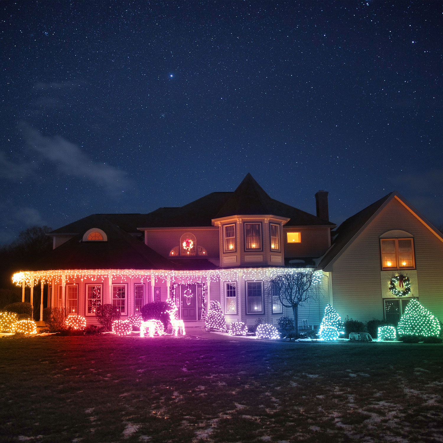 Guirlande Twinkly Plus RGB et Blanc chaud, 25 mètres, 250 Pixel Led, câble noir 8 Guirlande Twinkly Plus RGB et Blanc chaud, 25 mètres, 250 Pixel Led, câble noir 8