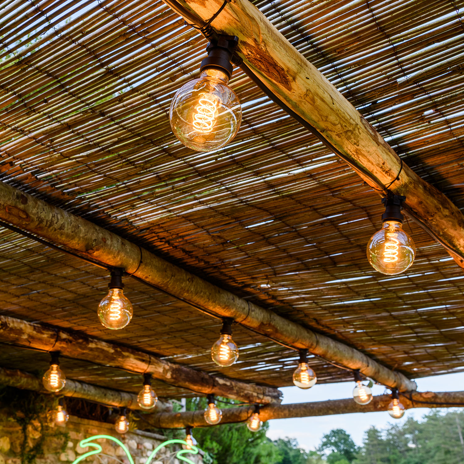 5m E27 Black Festoon Cable, 8 Sockets, Connectable 14 5m E27 Black Festoon Cable, 8 Sockets, Connectable 14