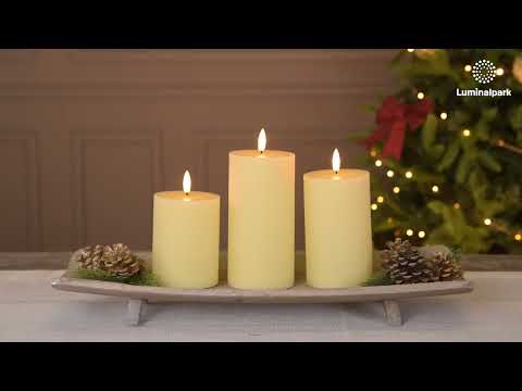 Set 3 candele avorio a coste in cera, fiamma 3D con stoppino 2 Set 3 candele avorio a coste in cera, fiamma 3D con stoppino 2