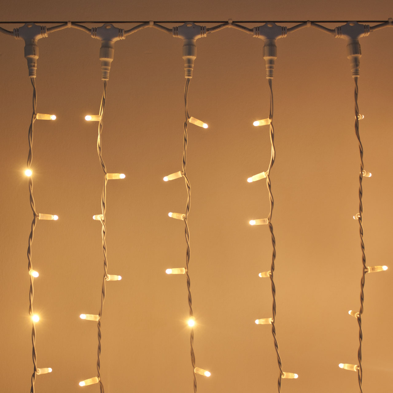 2 x h. 3m 608 Warm White Maxiled Connectable Curtain Lights, IP67 4 2 x h. 3m 608 Warm White Maxiled Connectable Curtain Lights, IP67 4
