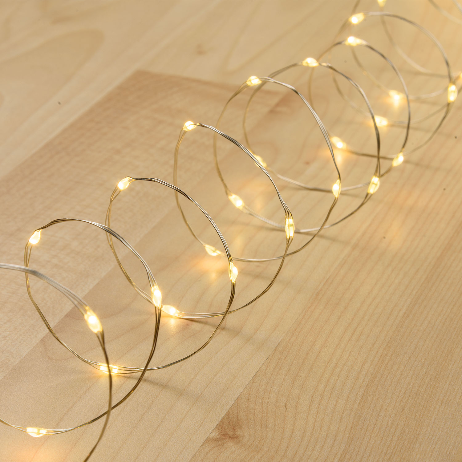 Lichterkette 10 m, 200 MicroLEDs warmweiß, Silberdraht