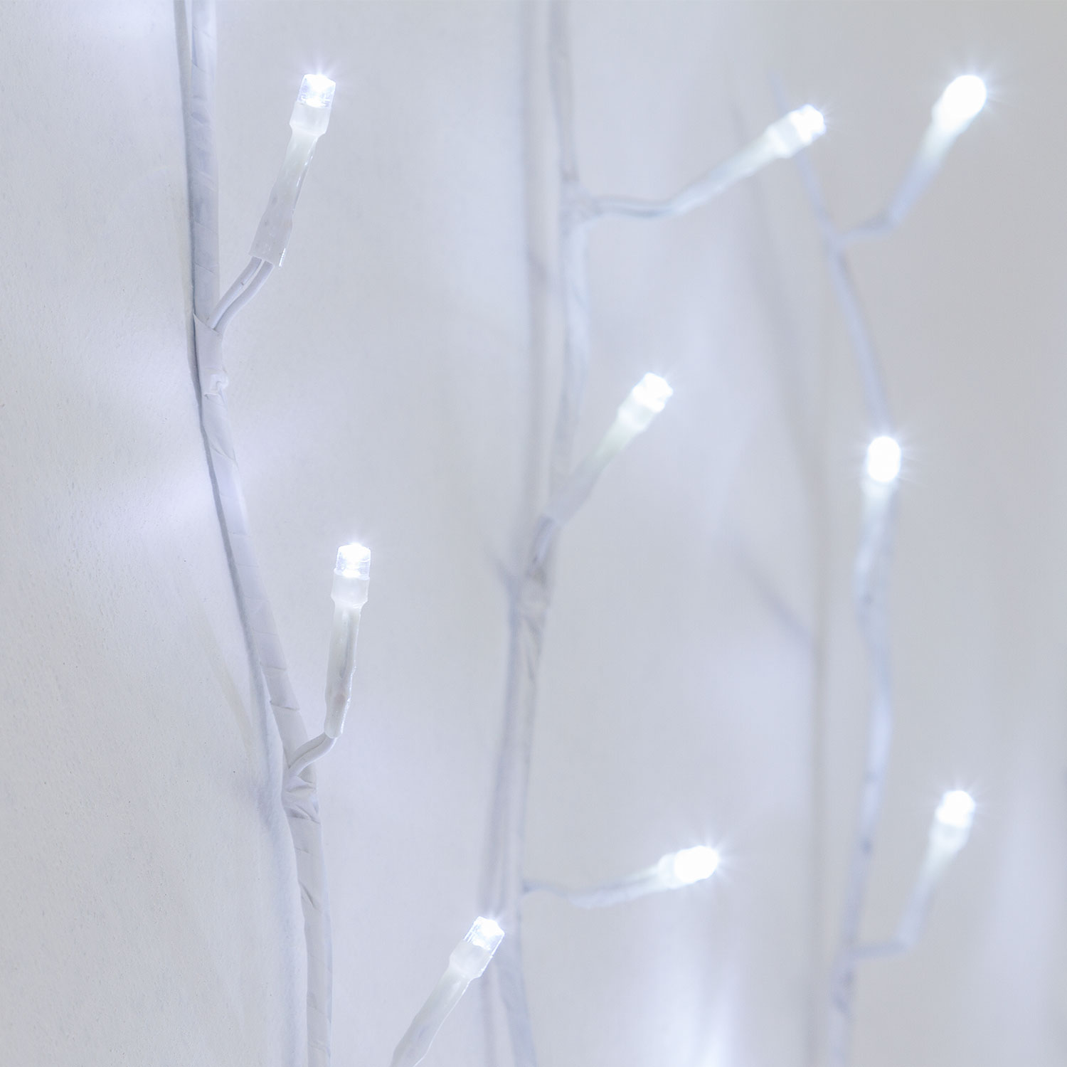 Branche blanche h 3 m, 288 led blanc froid 15 Branche blanche h 3 m, 288 led blanc froid 15
