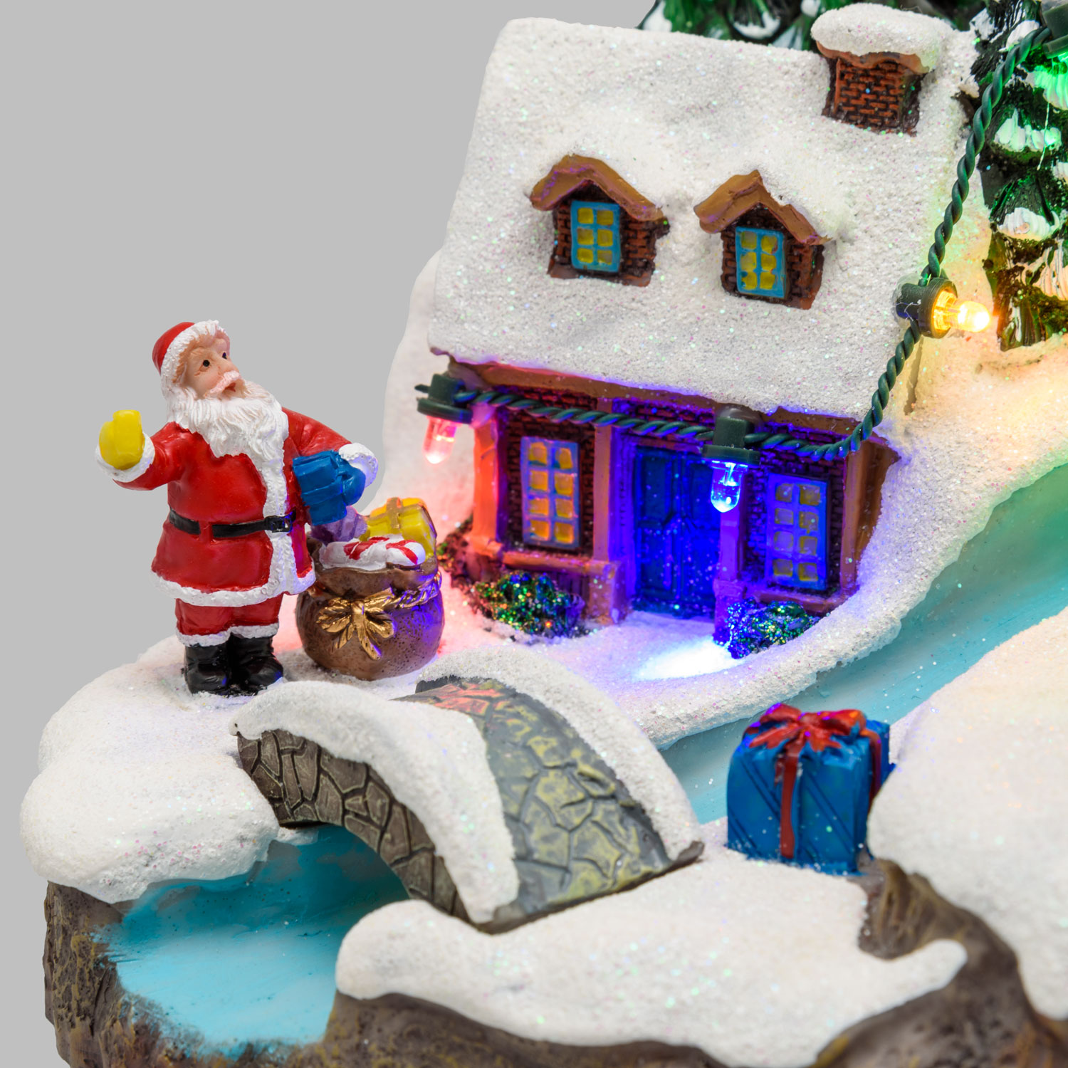 Weihnachtsdorf aus Polyresin, Bach mit Brücke und rotierendem Baum, h 15 cm, mit Weihnachtslieder 3 Weihnachtsdorf aus Polyresin, Bach mit Brücke und rotierendem Baum, h 15 cm, mit Weihnachtslieder 3