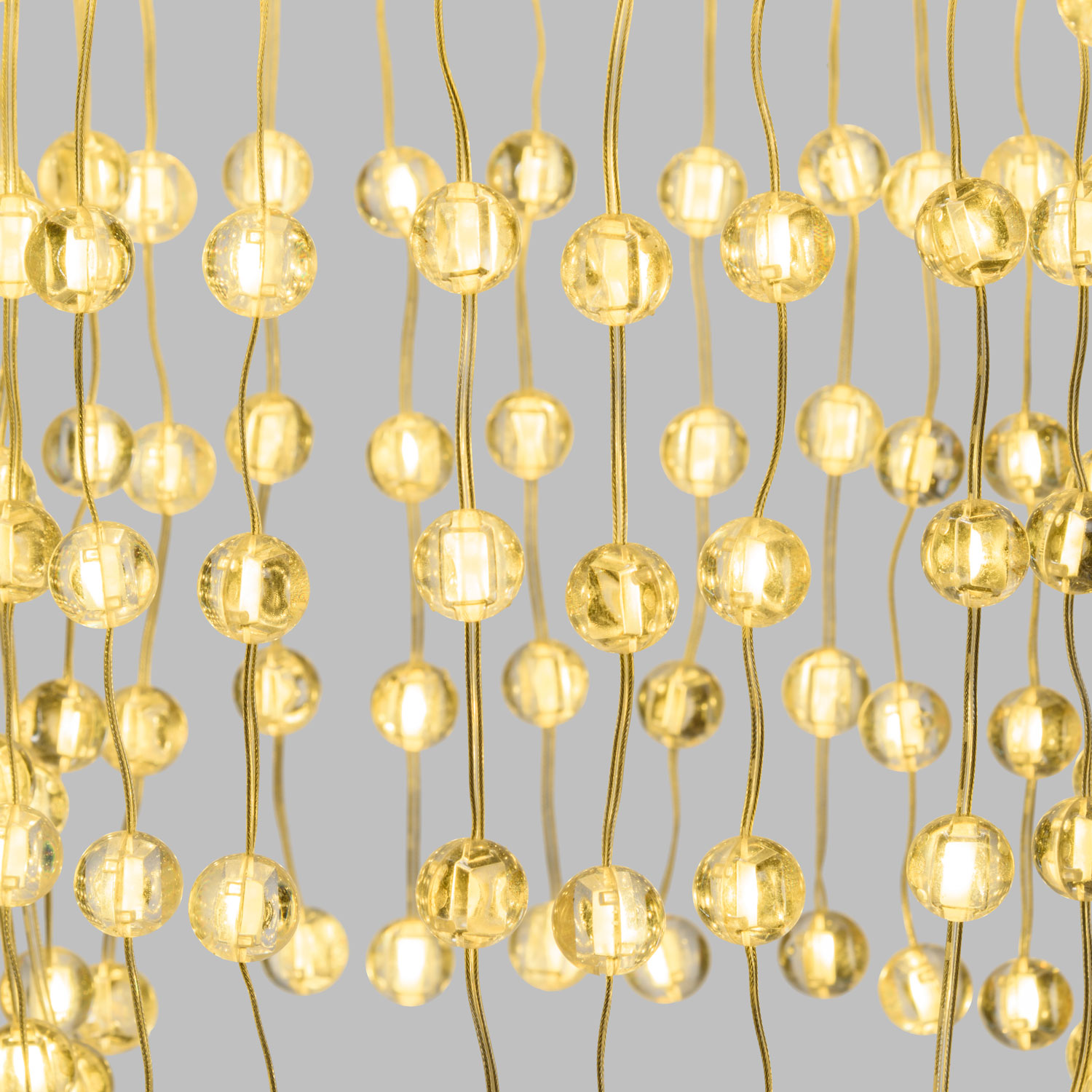 Lustre décoratif en cascade, 574 sphères LED blanc chaud 2 Lustre décoratif en cascade, 574 sphères LED blanc chaud 2