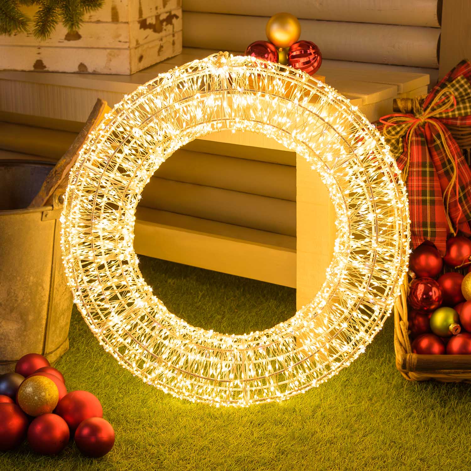 Couronne Blanche en 3D, Ø 55 cm, 3000 Microled haute densité blanc chaud et froid, utilisation en intérieur Couronne Blanche en 3D, Ø 55 cm, 3000 Microled haute densité blanc chaud et froid, utilisation en intérieur