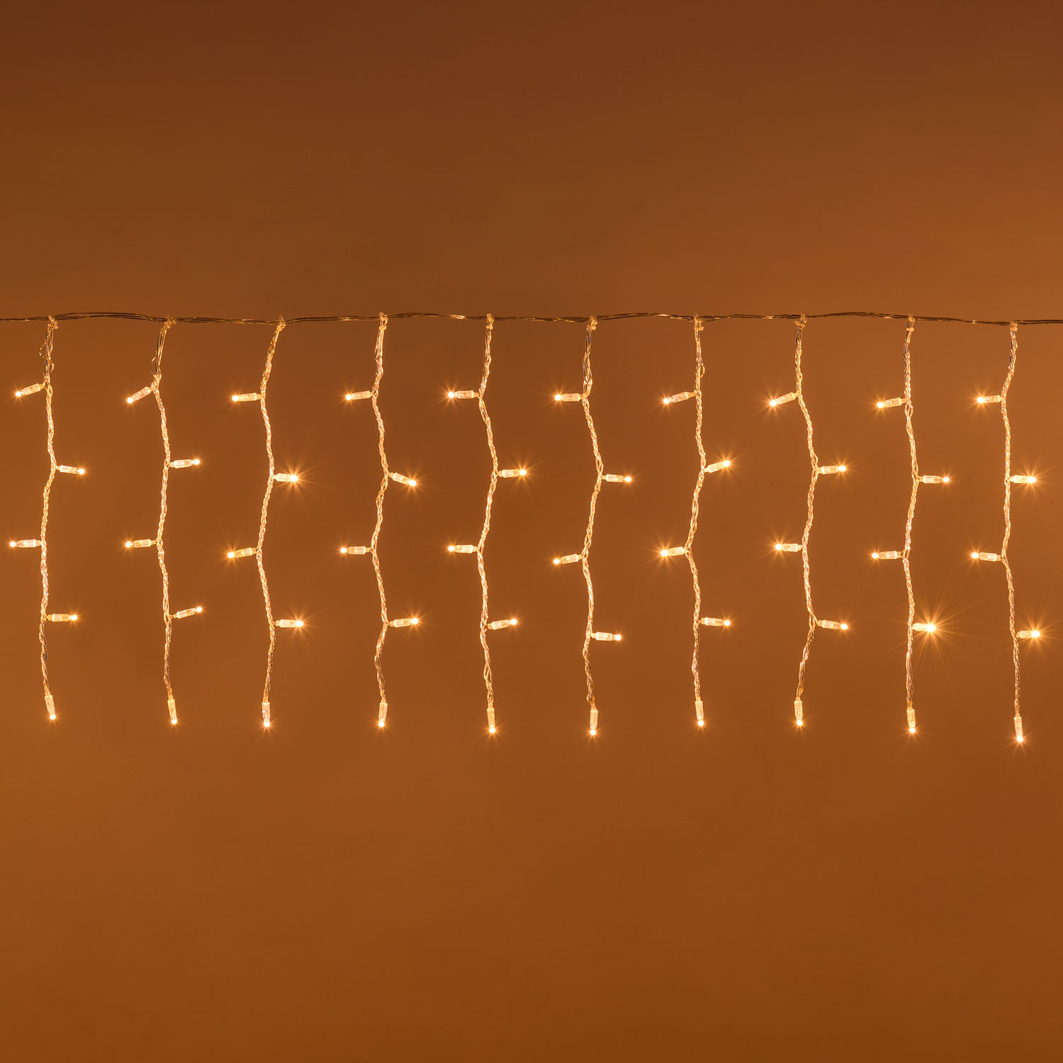 Lichtervorhang 3 x h 0,5 m, 120 Maxi LEDs warmweiß, transparentes Kabel, erweiterbar Lichtervorhang 3 x h 0,5 m, 120 Maxi LEDs warmweiß, transparentes Kabel, erweiterbar