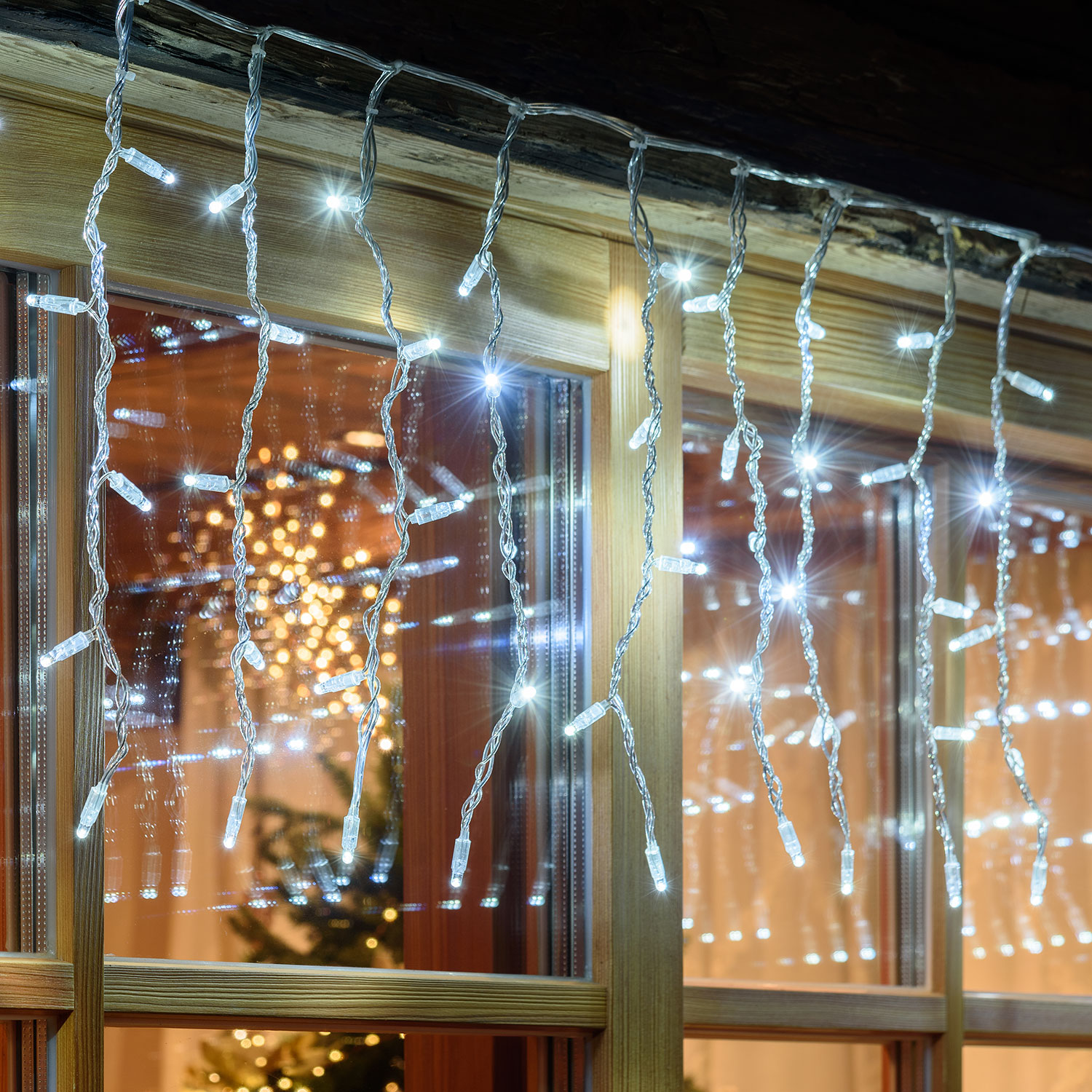 Lichtervorhang 3 x h 0,5 m, 120 Maxi LEDs kaltweiß, transparentes Kabel, erweiterbar 10 Lichtervorhang 3 x h 0,5 m, 120 Maxi LEDs kaltweiß, transparentes Kabel, erweiterbar 10