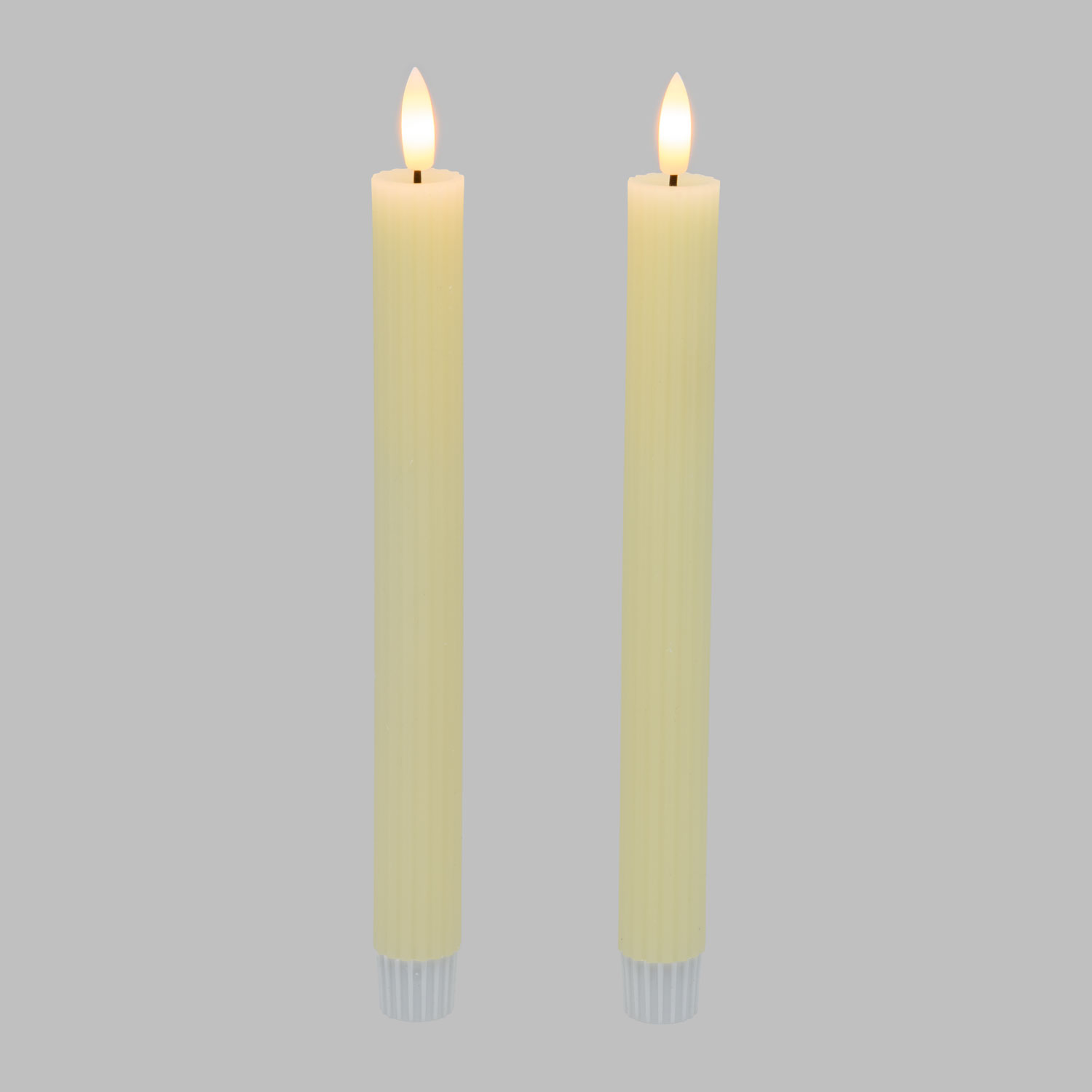 Set von 2 elfenbeinfarbenen Rippenkerzen aus Wachs mit 3D-Flamme und Docht 3 Set von 2 elfenbeinfarbenen Rippenkerzen aus Wachs mit 3D-Flamme und Docht 3