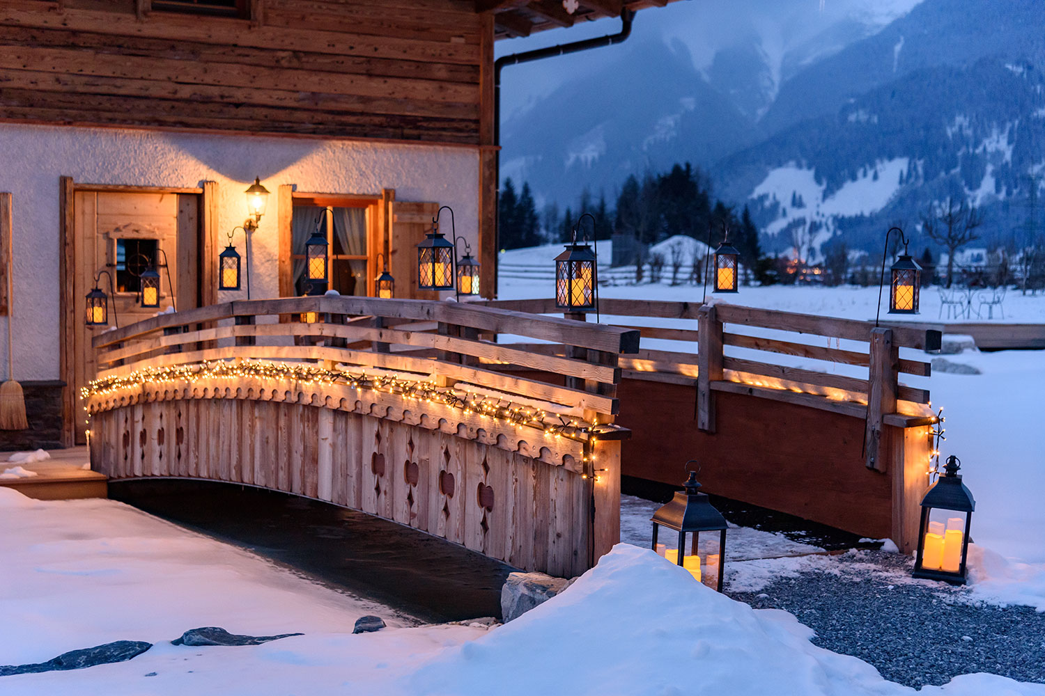 4er Set Schwarzer Laternenstab h 110 cm 12 4er Set Schwarzer Laternenstab h 110 cm 12