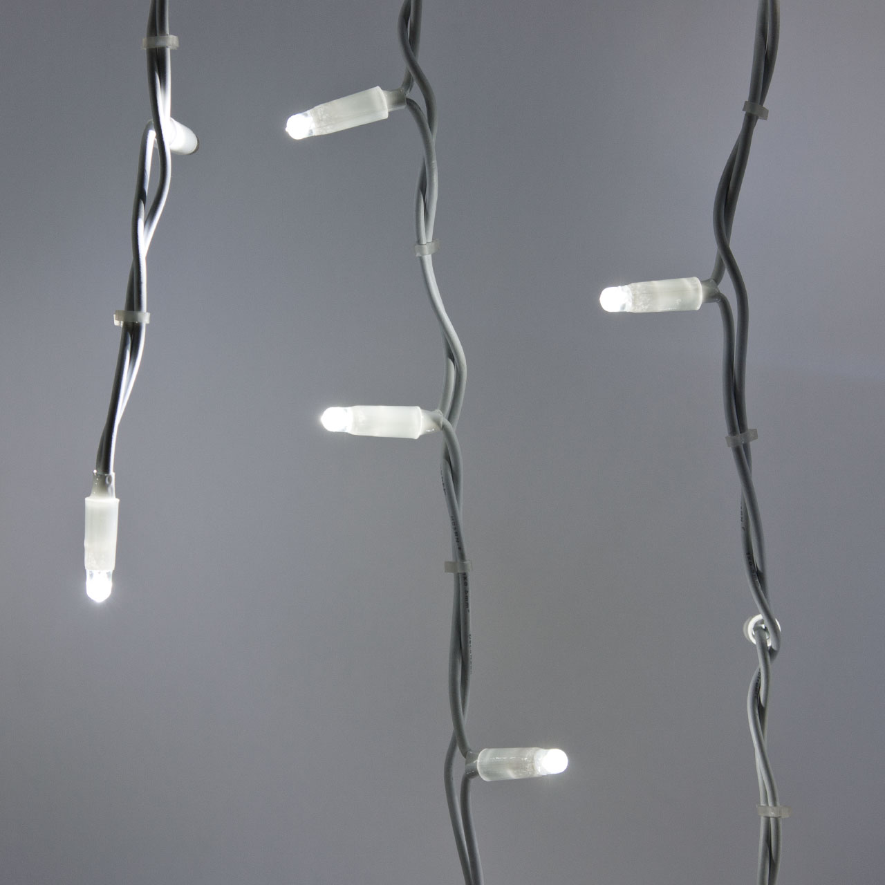 Stalactite 3 x h. 1 m, 180 MaxiLED blanc, IP67 4 Stalactite 3 x h. 1 m, 180 MaxiLED blanc, IP67 4