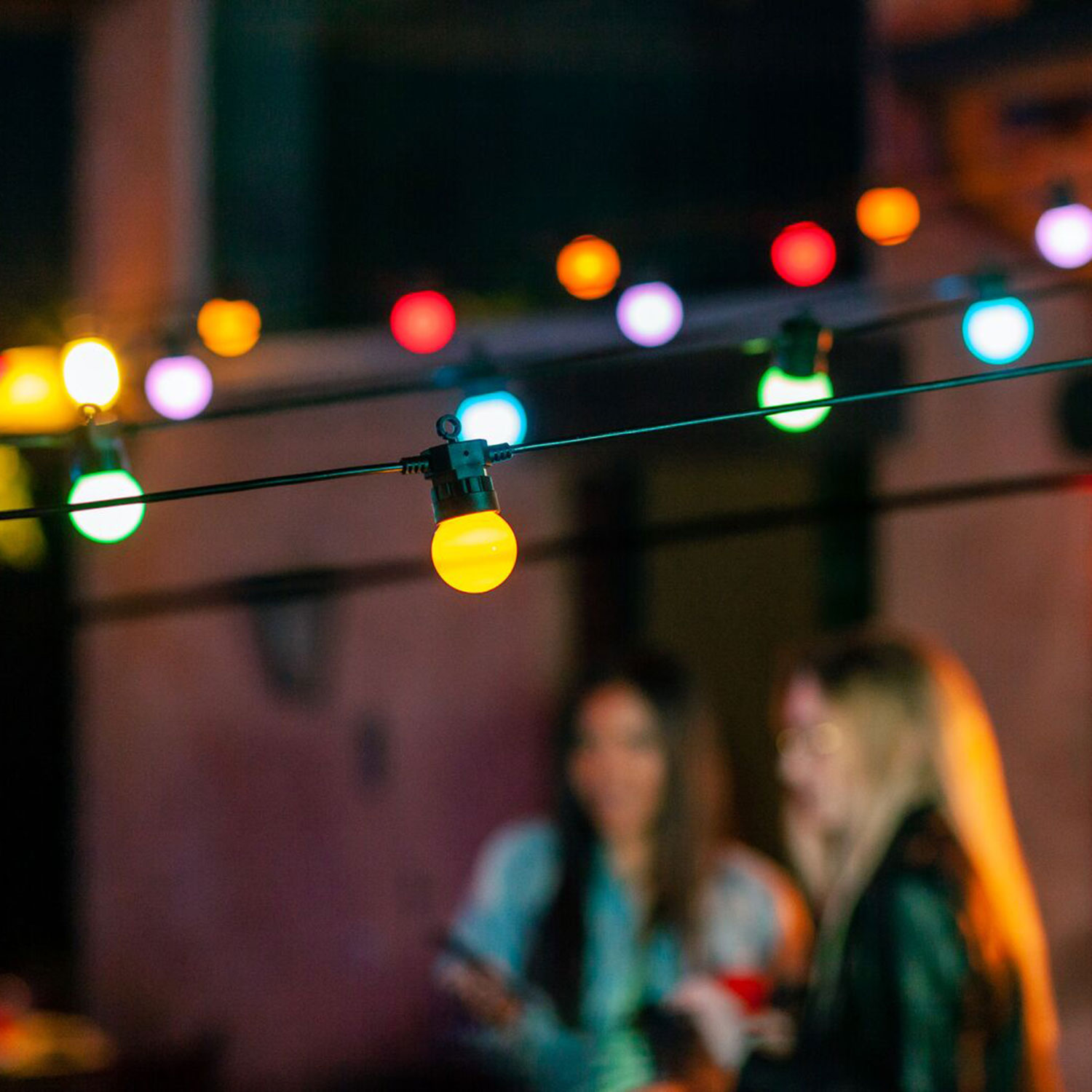 Catena Twinkly Party Light Festoon, 40 sfere RGB, 20 metri 8 Catena Twinkly Party Light Festoon, 40 sfere RGB, 20 metri 8