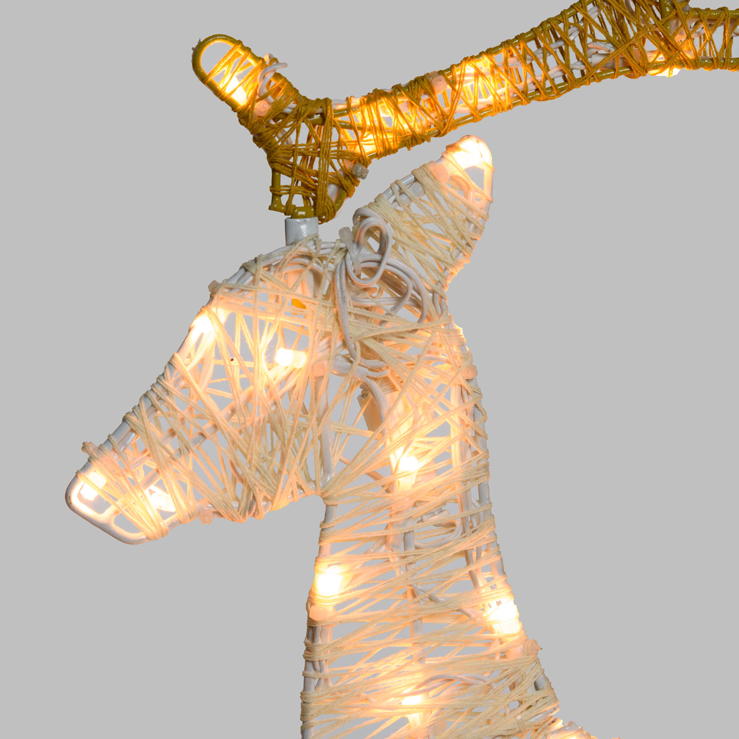 2D Light Cream & Brown Rentier h 72 cm, 83 LEDs Extra Warmweiß 2 2D Light Cream & Brown Rentier h 72 cm, 83 LEDs Extra Warmweiß 2