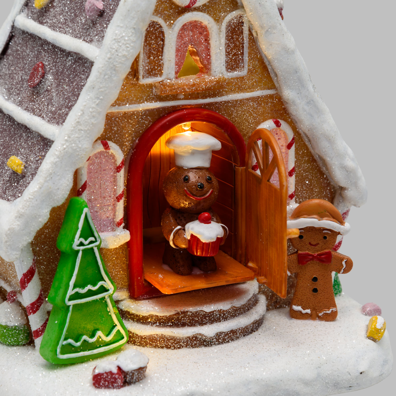 Village de Noël, Maison en pain d'épice avec porte qui s'ouvre et se ferme, h 18 cm, musiques de Noël 7 Village de Noël, Maison en pain d'épice avec porte qui s'ouvre et se ferme, h 18 cm, musiques de Noël 7