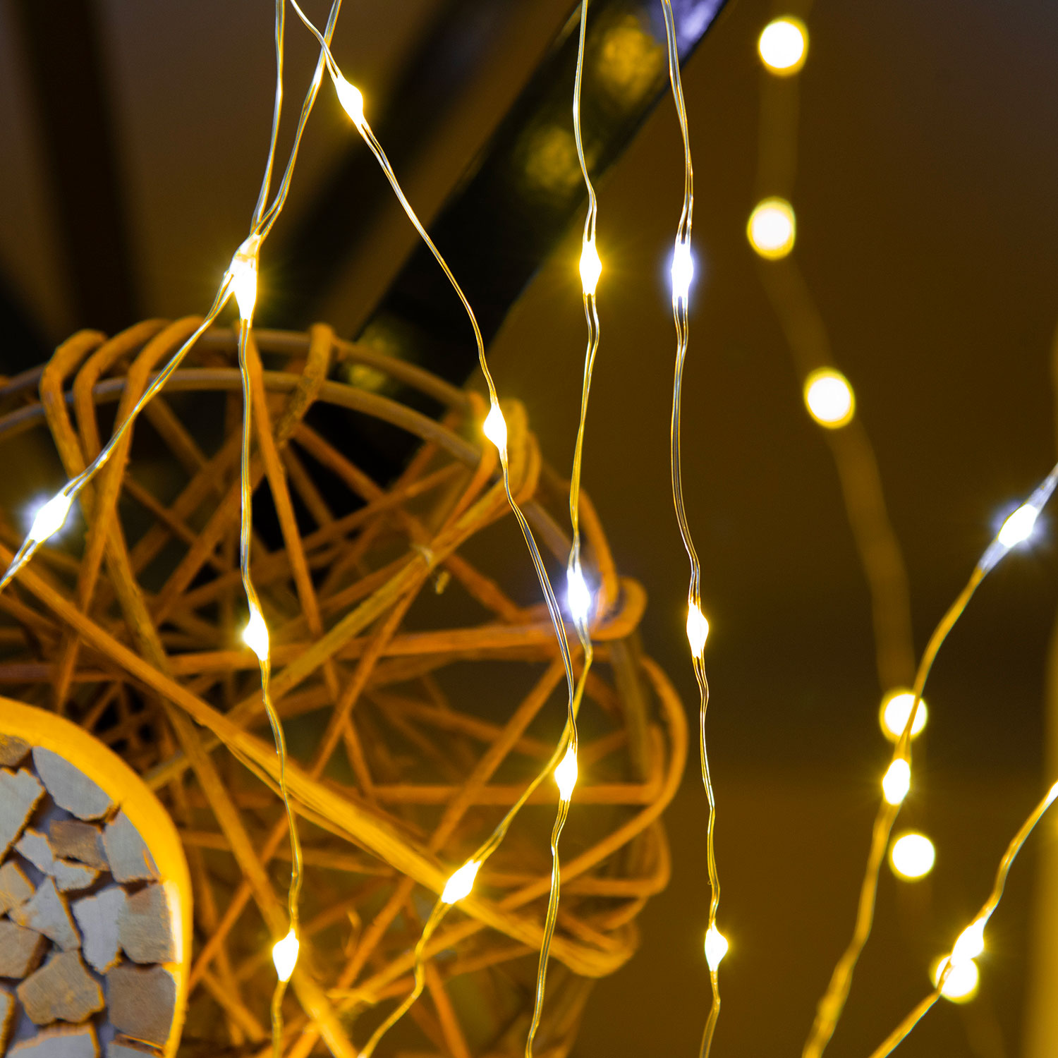 Cascades de lumières 3 m, 900 microled blanc chaud et blanc froid, câble argenté 4 Cascades de lumières 3 m, 900 microled blanc chaud et blanc froid, câble argenté 4