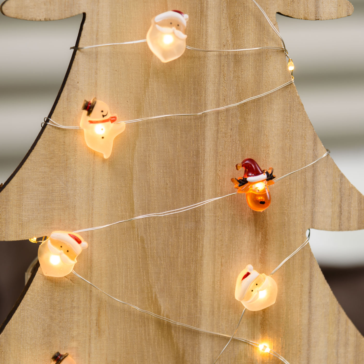 Lichterkette 1,9 m, 20 Dekorationen Weihnachtsmann, Rentier und Schneemann, wamweiße LEDs Lichterkette 1,9 m, 20 Dekorationen Weihnachtsmann, Rentier und Schneemann, wamweiße LEDs