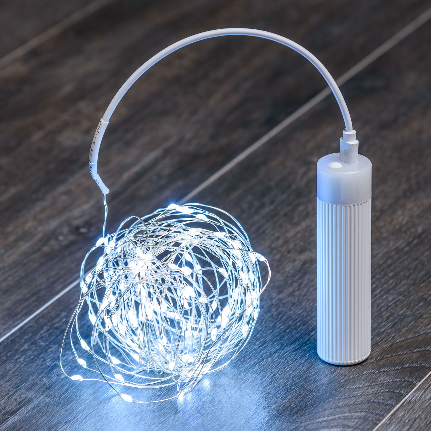 Guirlande lumineuse de 9,9 m avec Power Bank et recharge USB, microled blanc froid Guirlande lumineuse de 9,9 m avec Power Bank et recharge USB, microled blanc froid