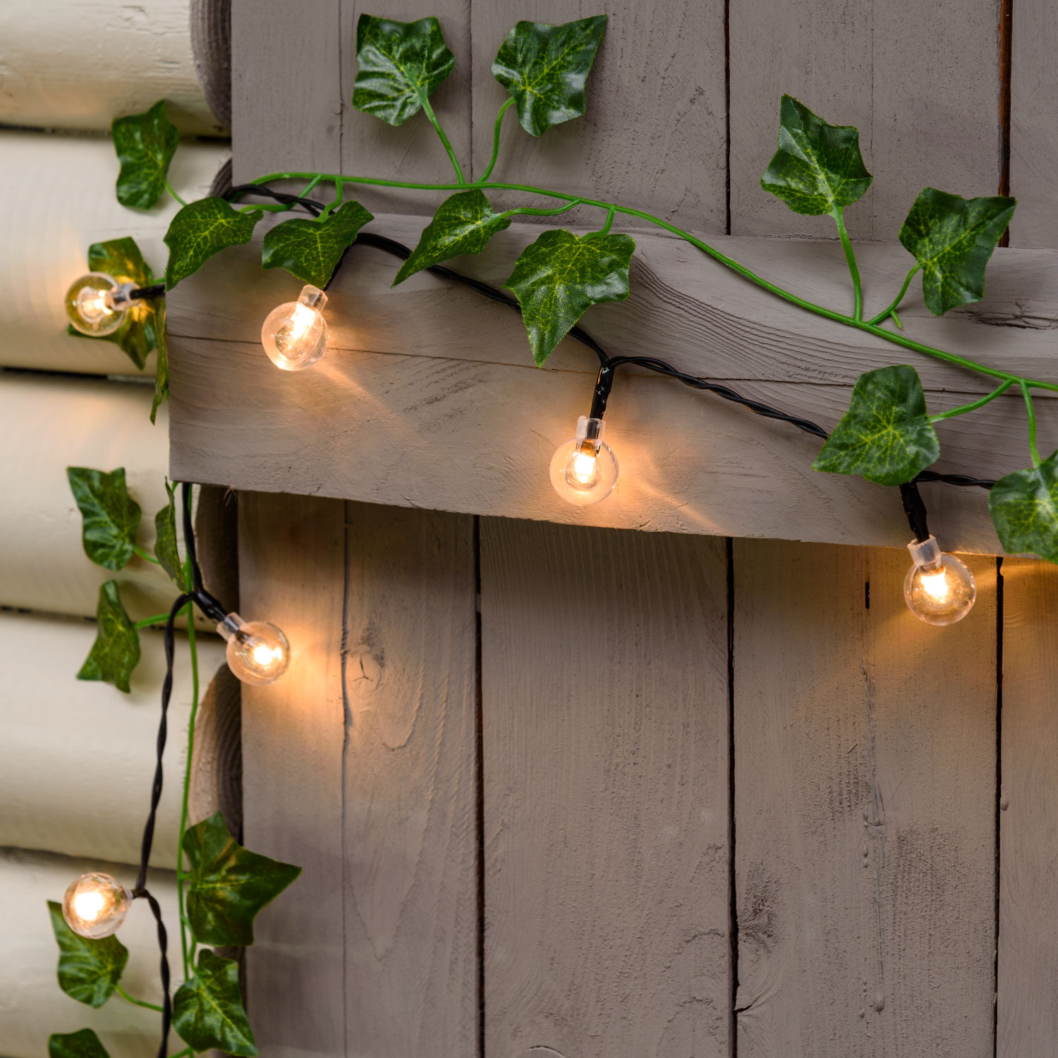 5 m Solar string, 50 clear spheres Ø 20 mm, warm white led 10 5 m Solar string, 50 clear spheres Ø 20 mm, warm white led 10