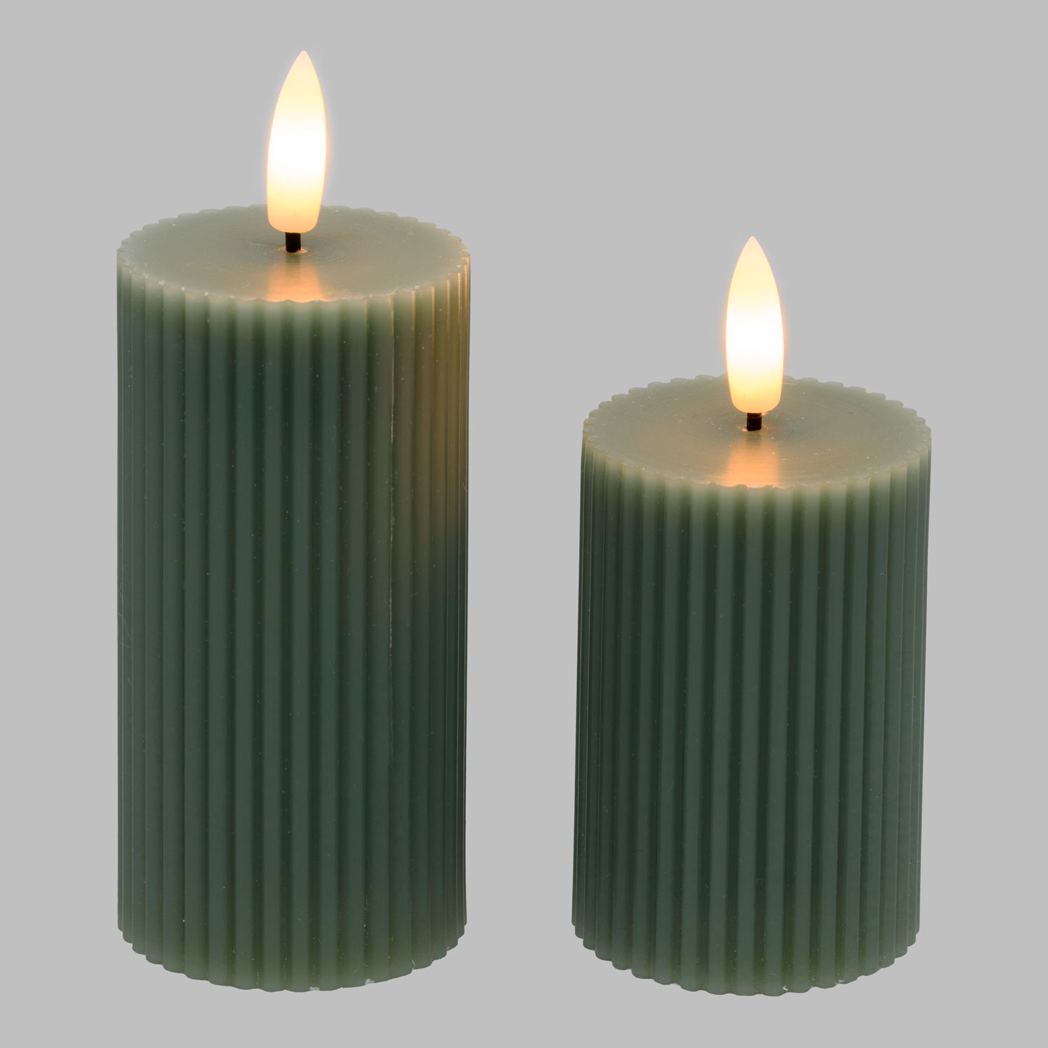 Set aus 2 grünen Rippenkerzen aus Wachs, 3D-Flamme mit Docht 5 Set aus 2 grünen Rippenkerzen aus Wachs, 3D-Flamme mit Docht 5