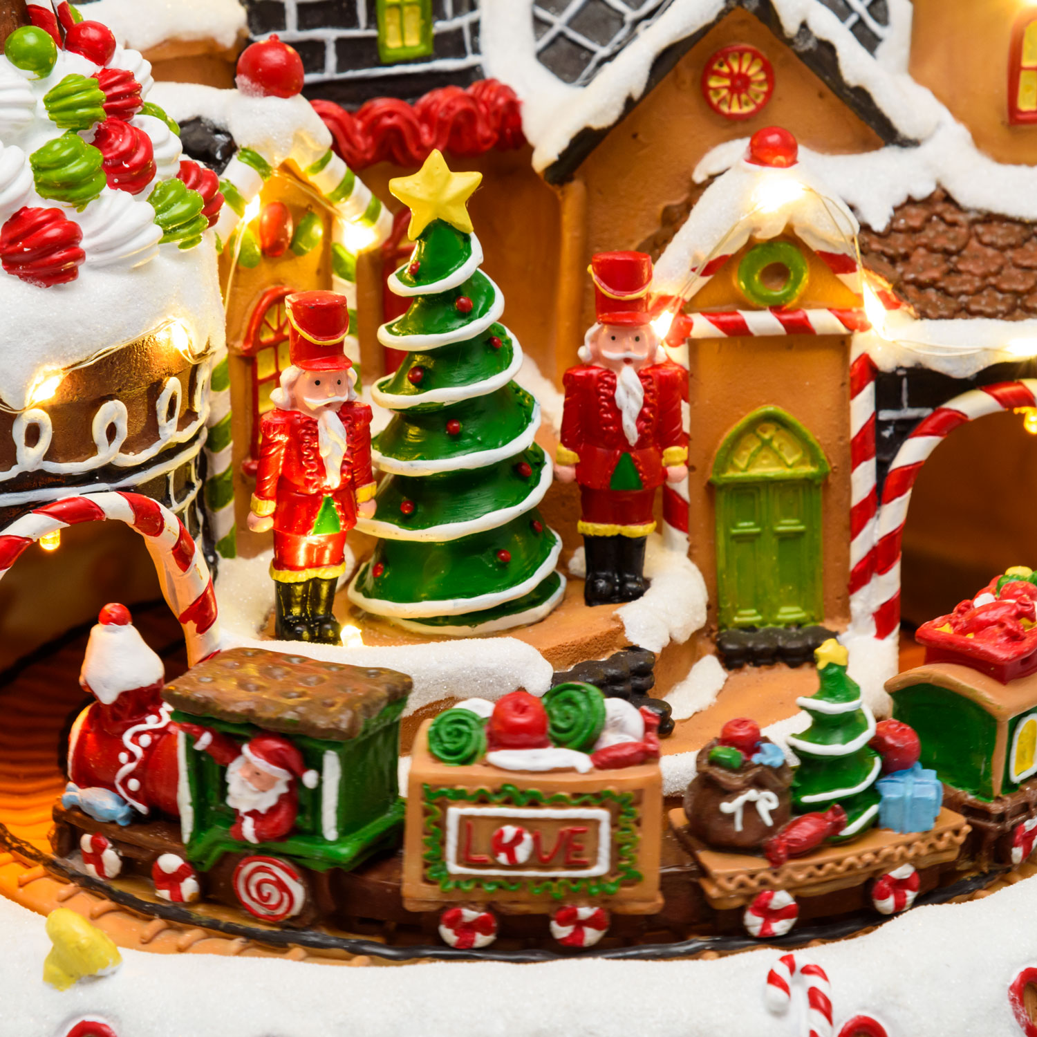 Villaggio di Natale, Candy Village con Trenino rotante, h 25 cm, musiche natalizie 8 Villaggio di Natale, Candy Village con Trenino rotante, h 25 cm, musiche natalizie 8
