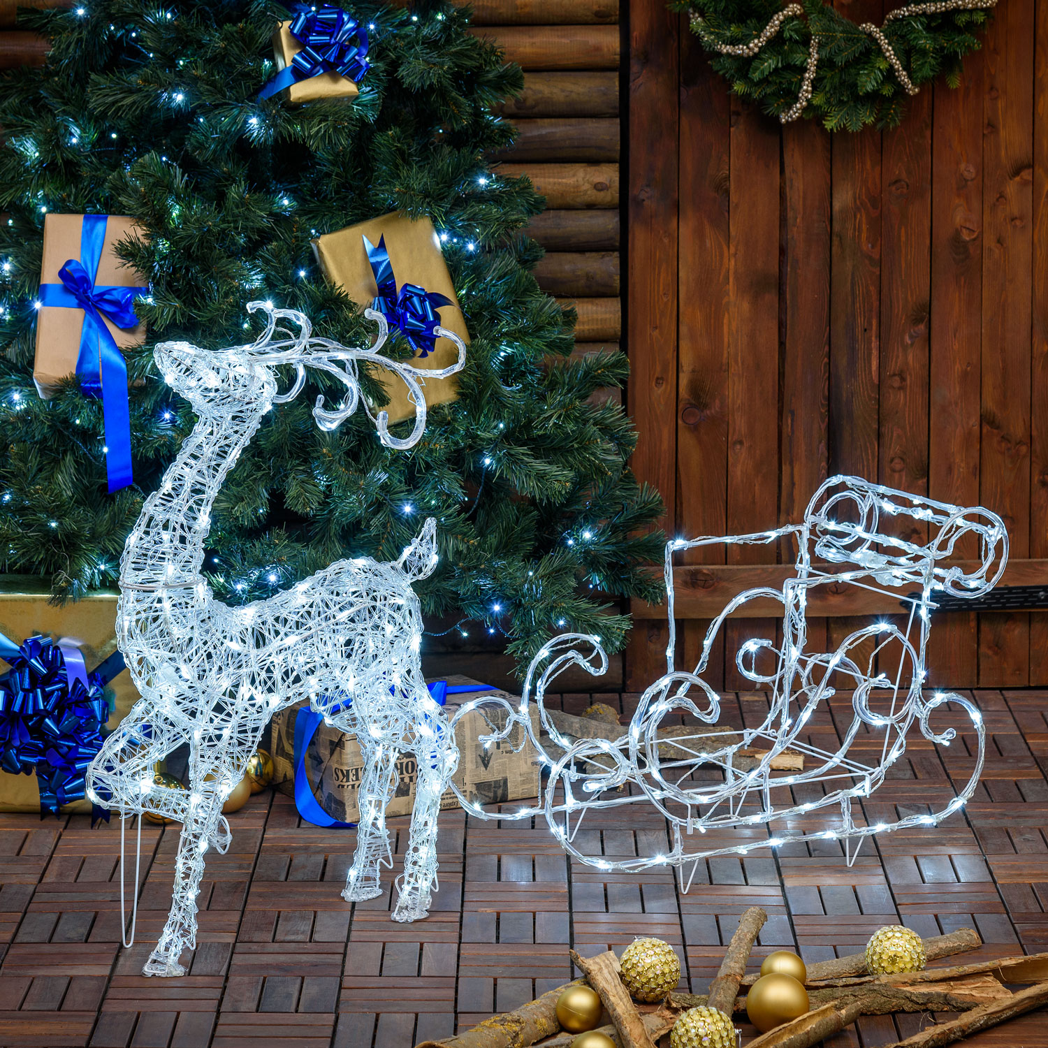 Renna con slitta 3D in acrilico trasparente, 220 led bianco freddo Renna con slitta 3D in acrilico trasparente, 220 led bianco freddo