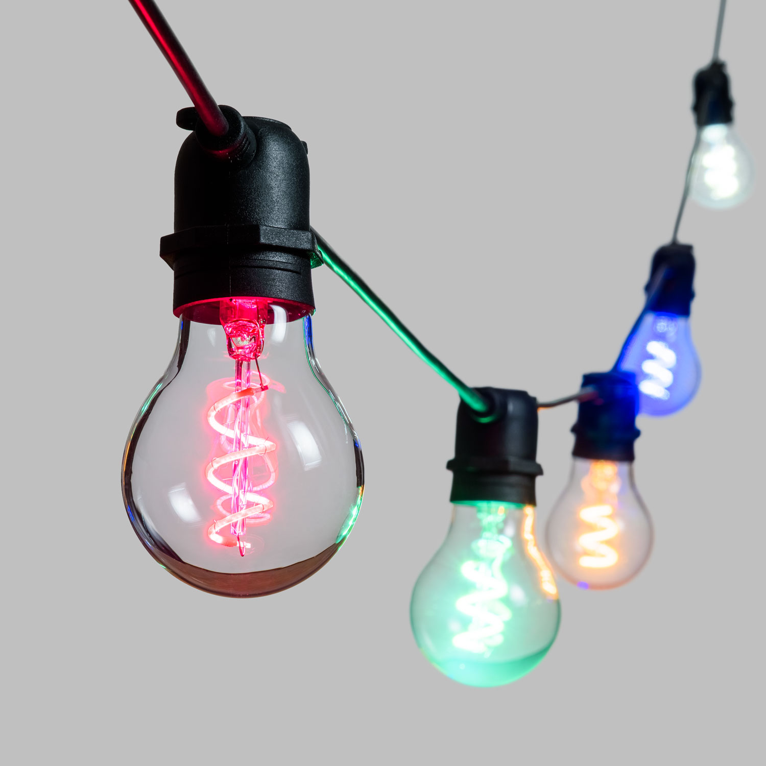 Catena 5 m, 10 lampadine goccia Ø 60 mm, led multicolor a spirale, prolungabile Catena 5 m, 10 lampadine goccia Ø 60 mm, led multicolor a spirale, prolungabile