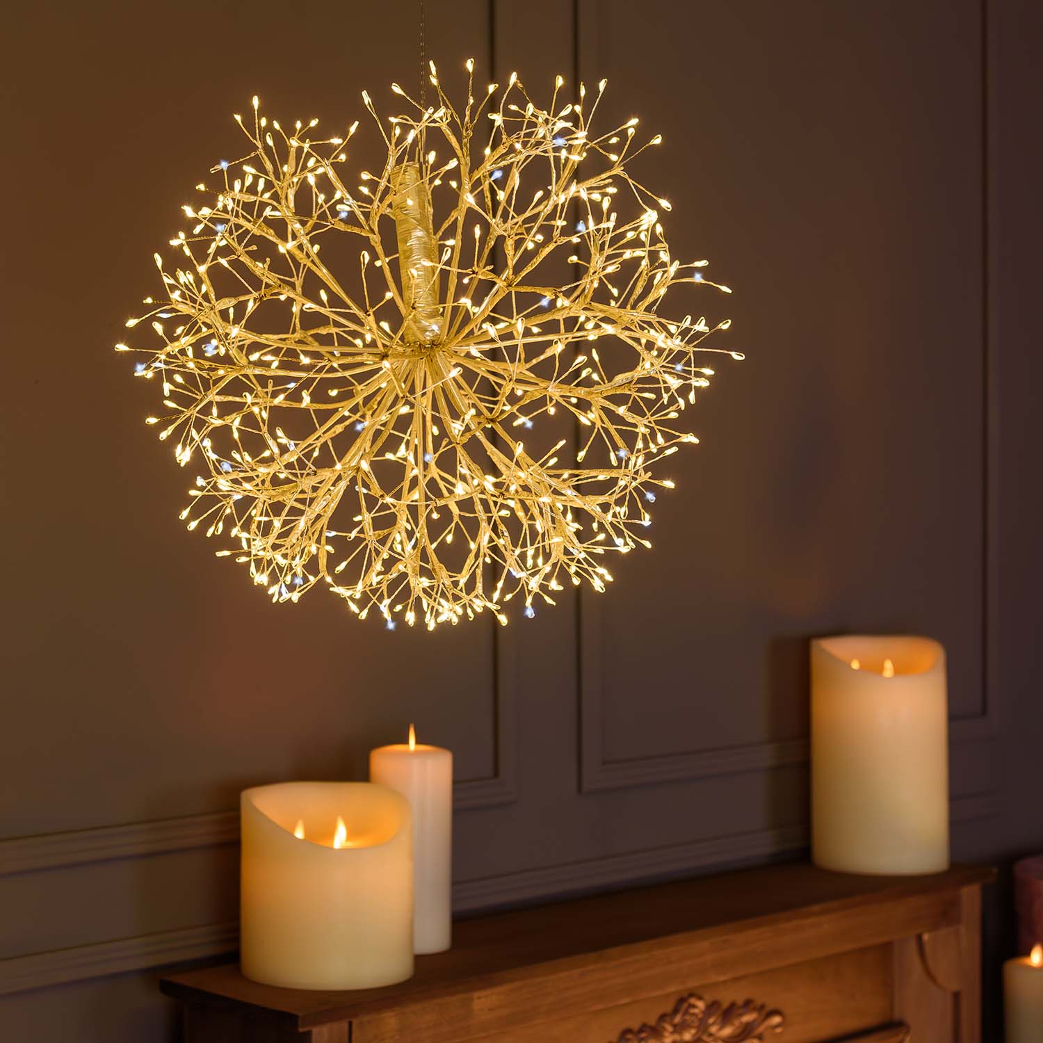 RICCO Sphere with Champagne Branches, Ø 40 cm, 576 Warm White and White MicroLEDs, Indoor Use RICCO Sphere with Champagne Branches, Ø 40 cm, 576 Warm White and White MicroLEDs, Indoor Use