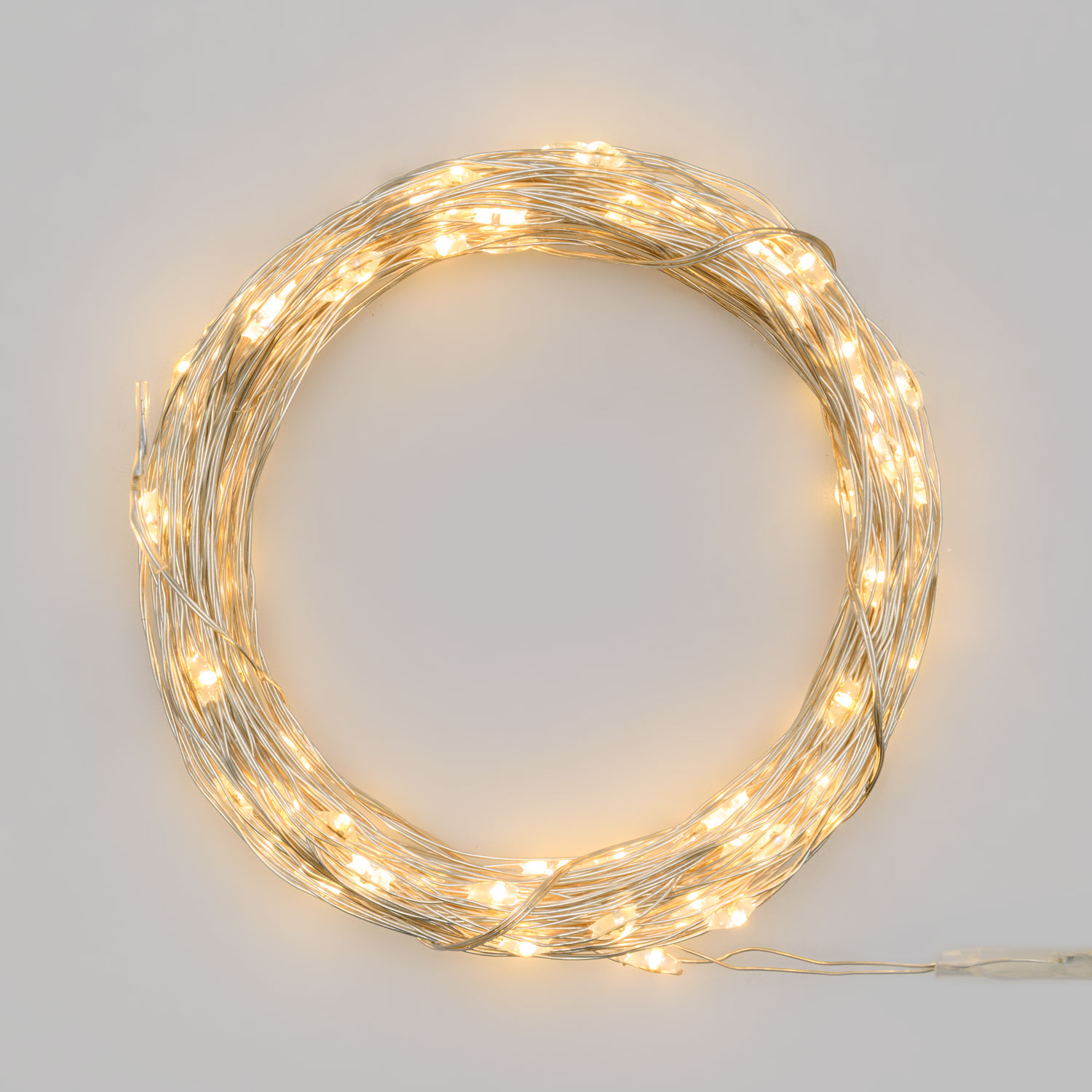 Guirlande lumineuse câble argenté à piles 10 m, microled blanc chaud Guirlande lumineuse câble argenté à piles 10 m, microled blanc chaud