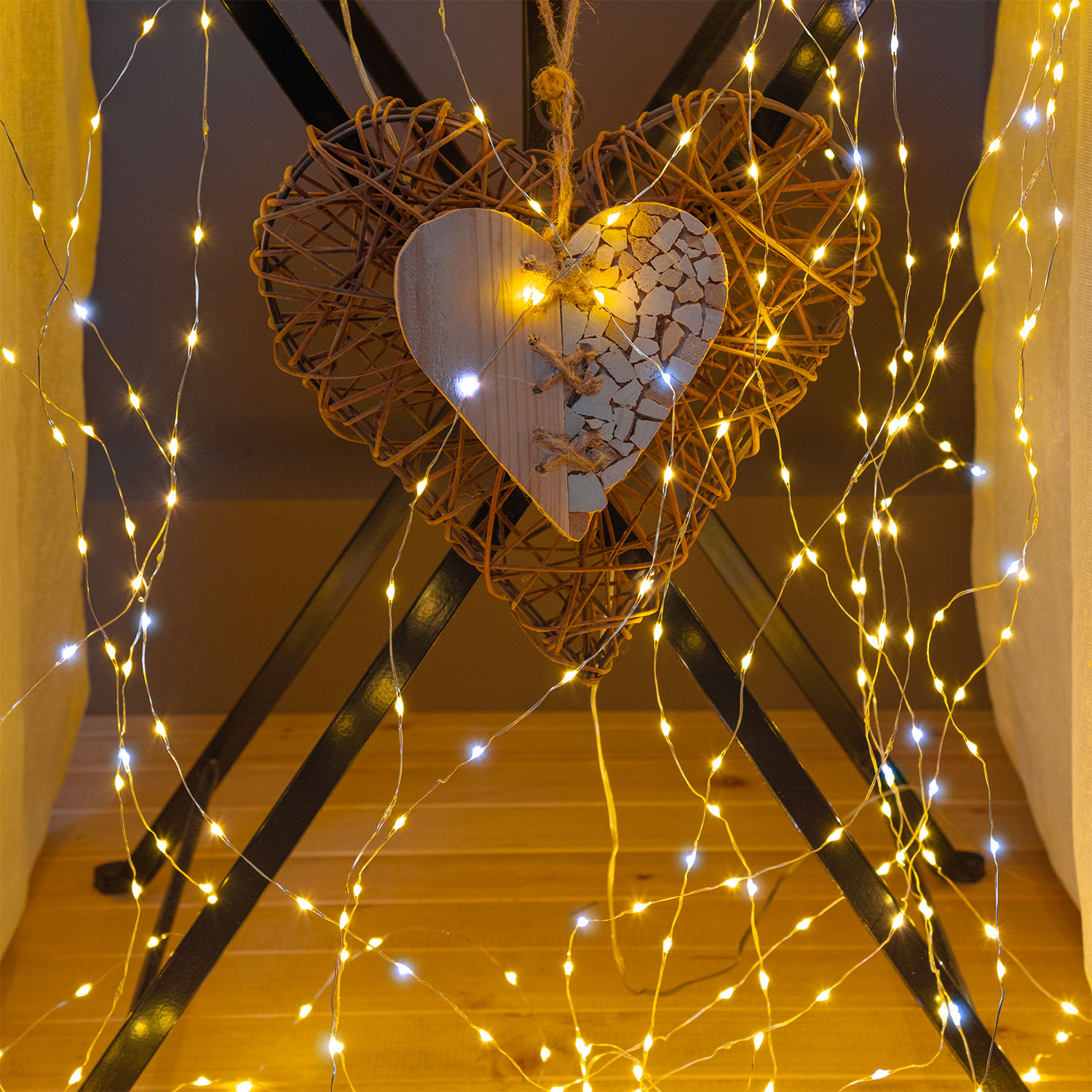 Cascades de lumières 3 m, 900 microled blanc chaud et blanc froid, câble argenté 5 Cascades de lumières 3 m, 900 microled blanc chaud et blanc froid, câble argenté 5