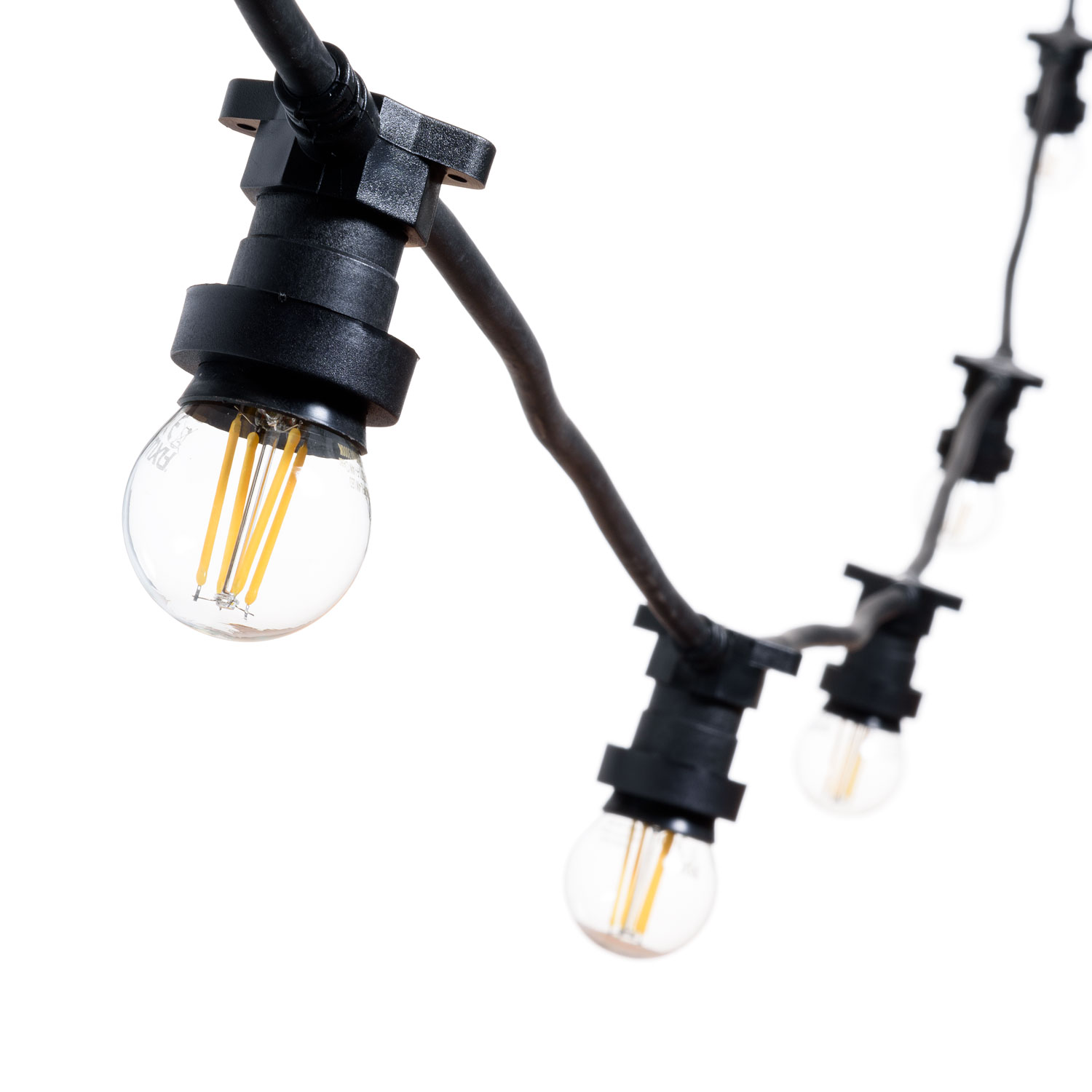 Guirnalda 5m con 5 bombillas led de 4W mini esfera Ø 45mm Guirnalda 5m con 5 bombillas led de 4W mini esfera Ø 45mm