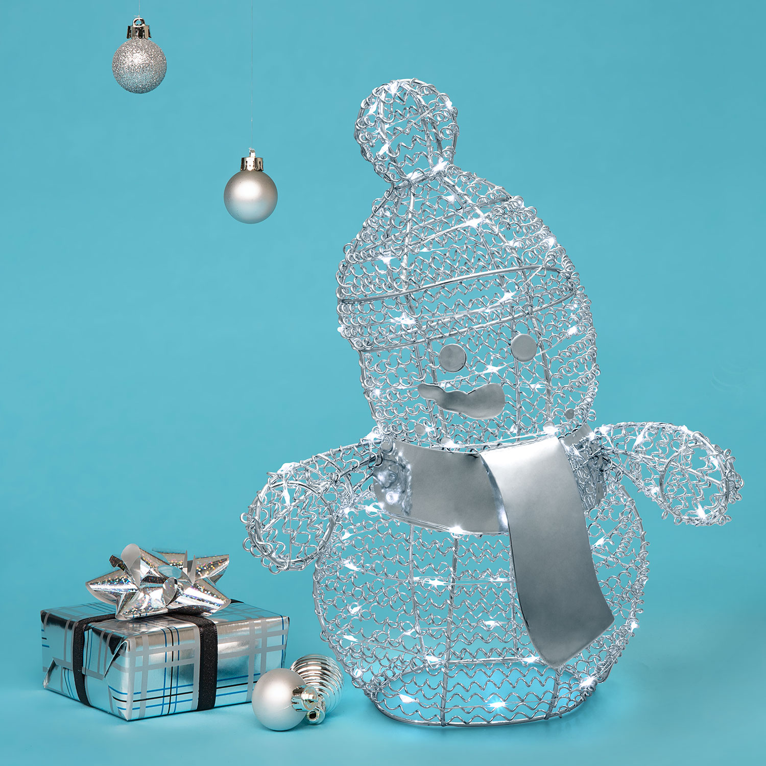 Schneemann aus Silberdraht h 33 cm, 80 MicroLEDs kaltweiß 8 Schneemann aus Silberdraht h 33 cm, 80 MicroLEDs kaltweiß 8
