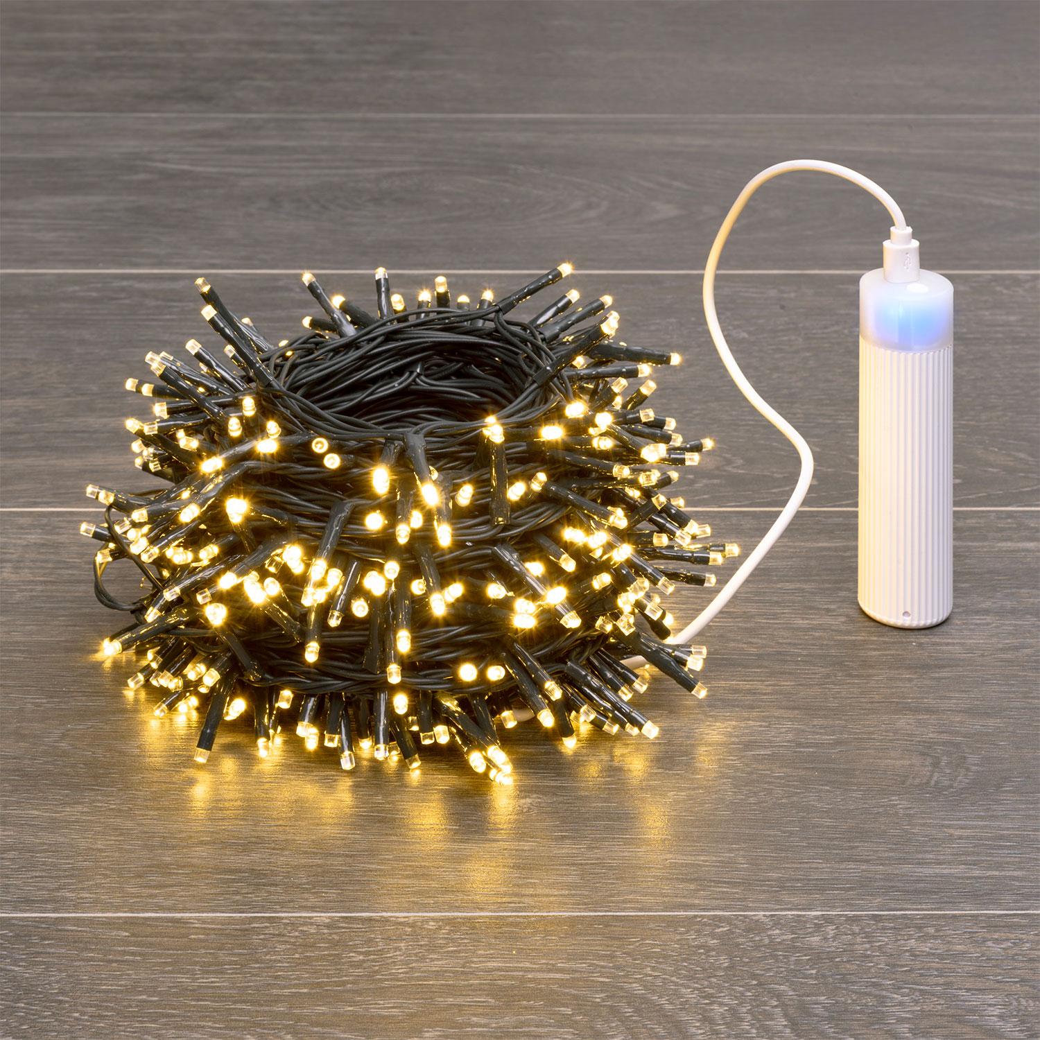 20m, 400 Warm White minileds Power Bank Lights String, Green cable 2 20m, 400 Warm White minileds Power Bank Lights String, Green cable 2
