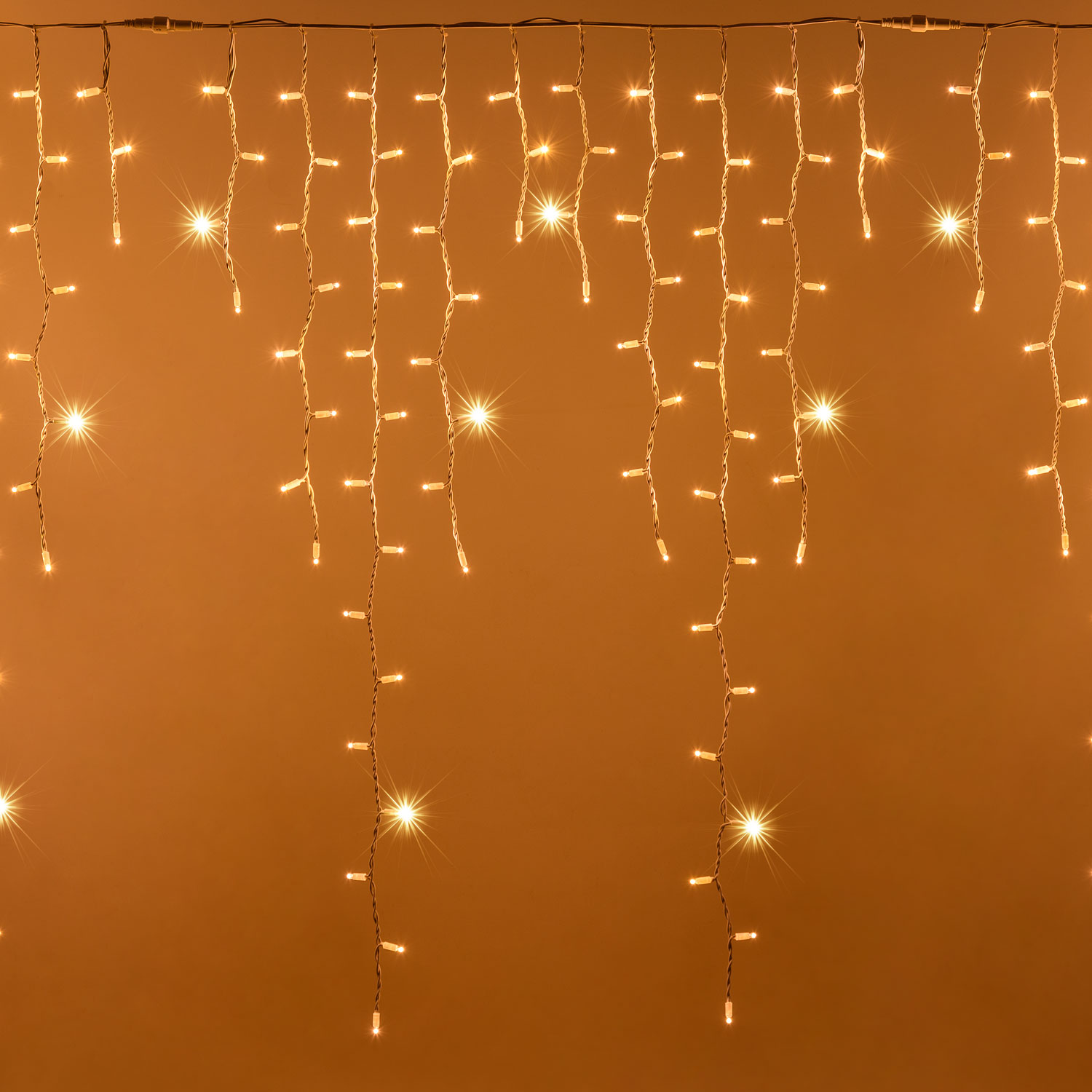 Eisregen-Lichterkette 3 x h 1,5 m, 228 MaxiLEDs warmweiß, erweiterbar, IP67 Eisregen-Lichterkette 3 x h 1,5 m, 228 MaxiLEDs warmweiß, erweiterbar, IP67